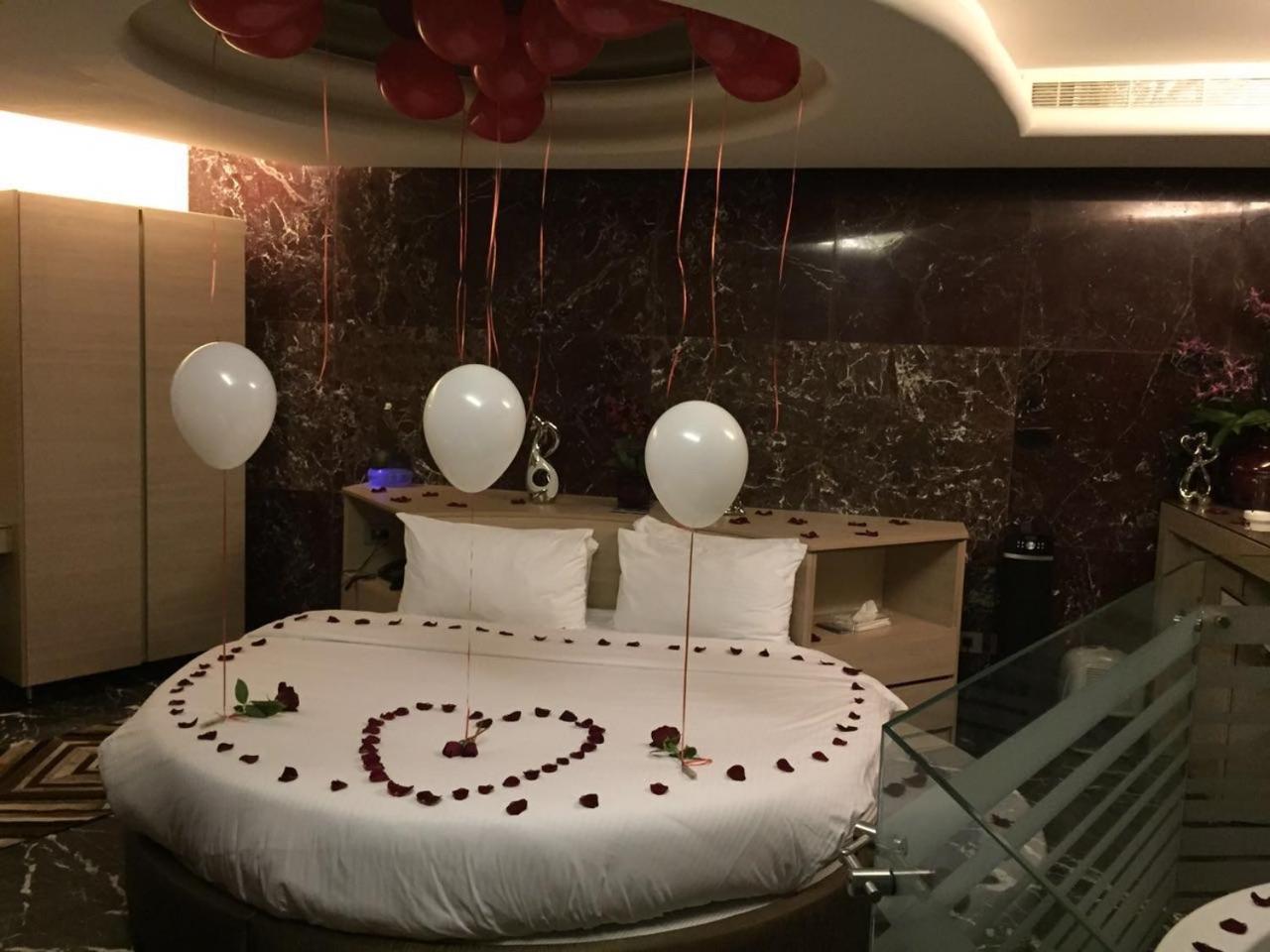 King Suite with Spa Bath