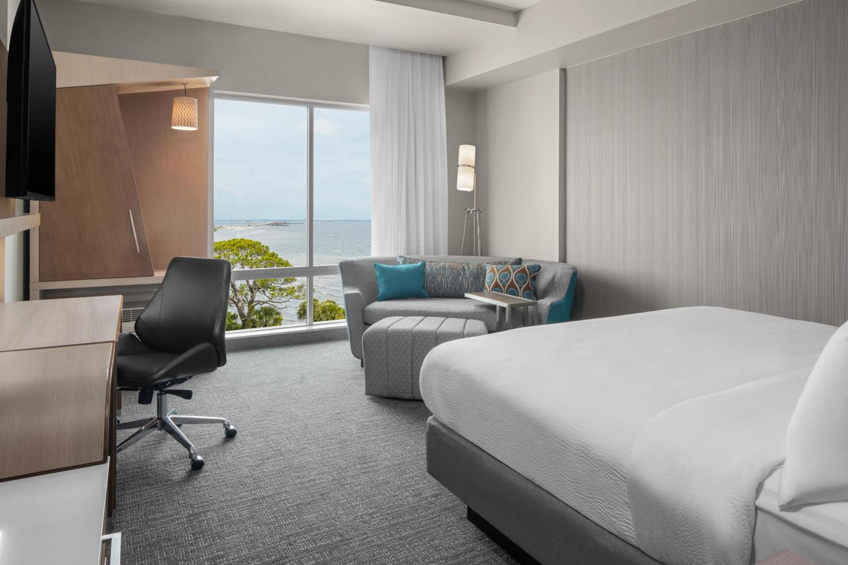 King Room with Sofa Bed and Water View - Photo 1