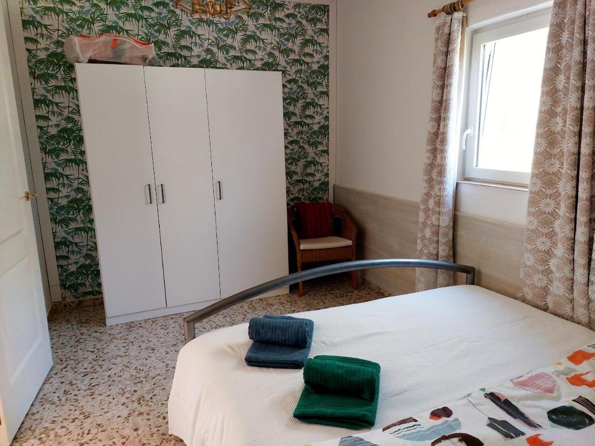 Two-Bedroom Cottage (4 Adults)  photo 3