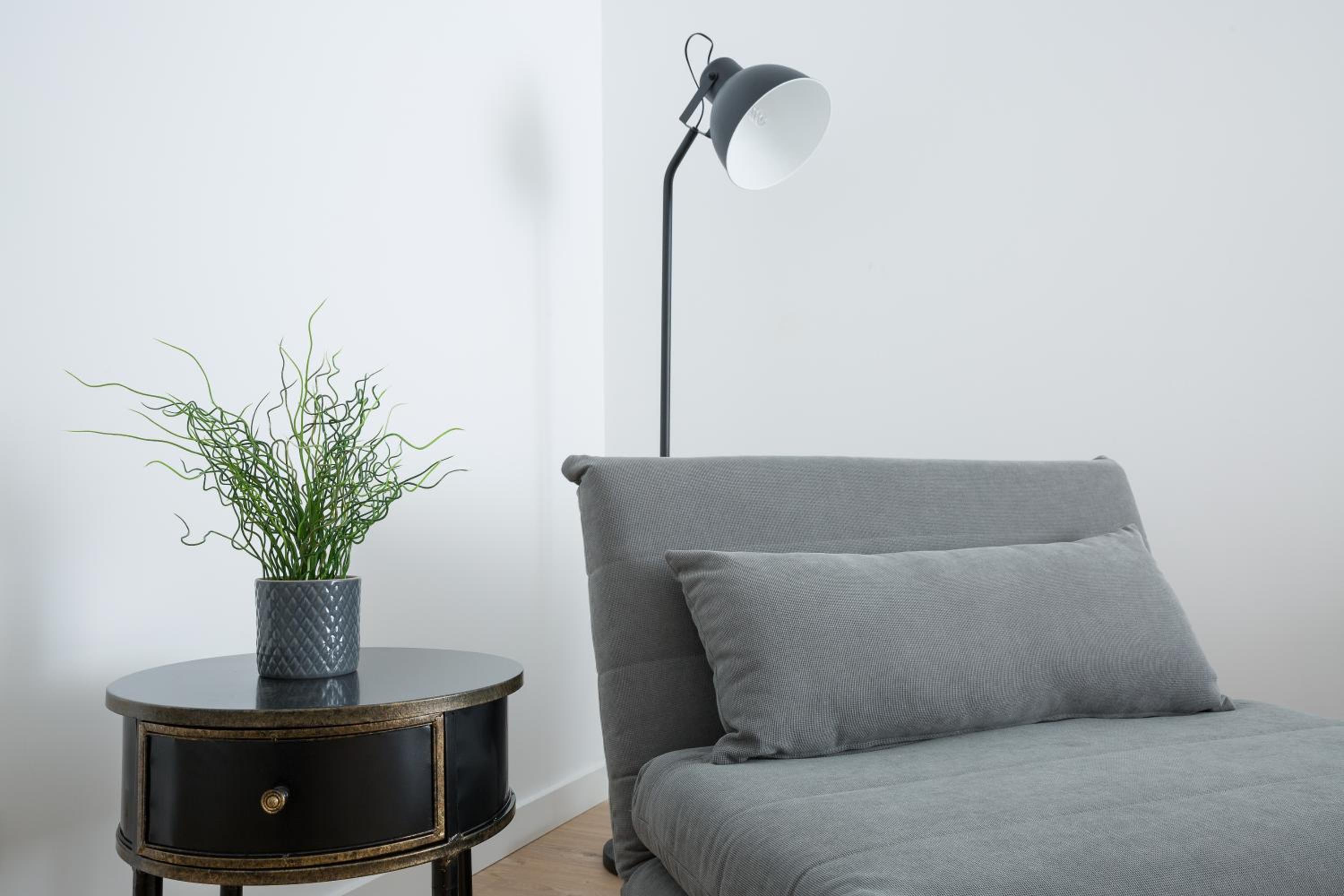 Two-Bedroom Apartment - Photo 3