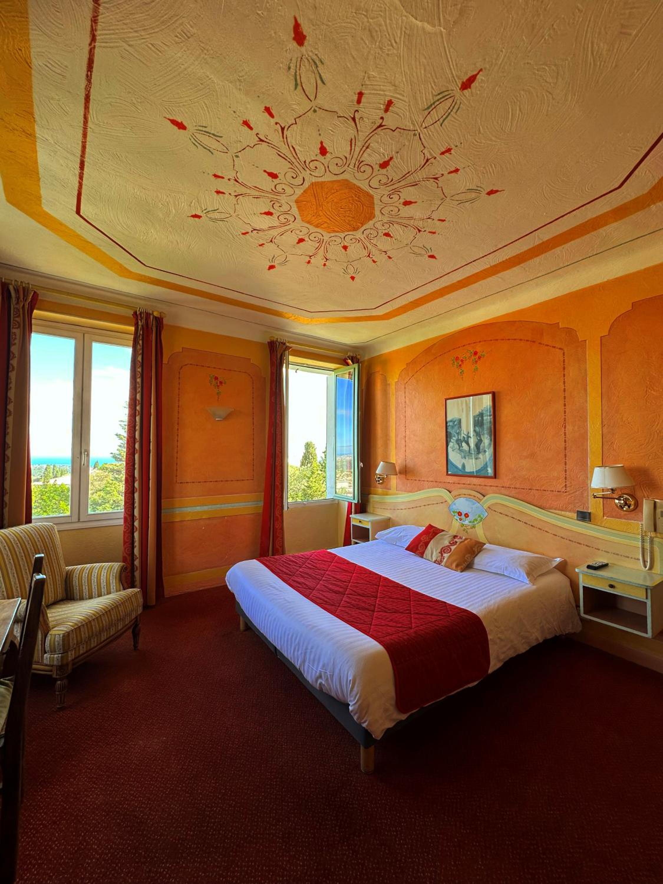 Large double room with balcony and panoramic view - Photo 1