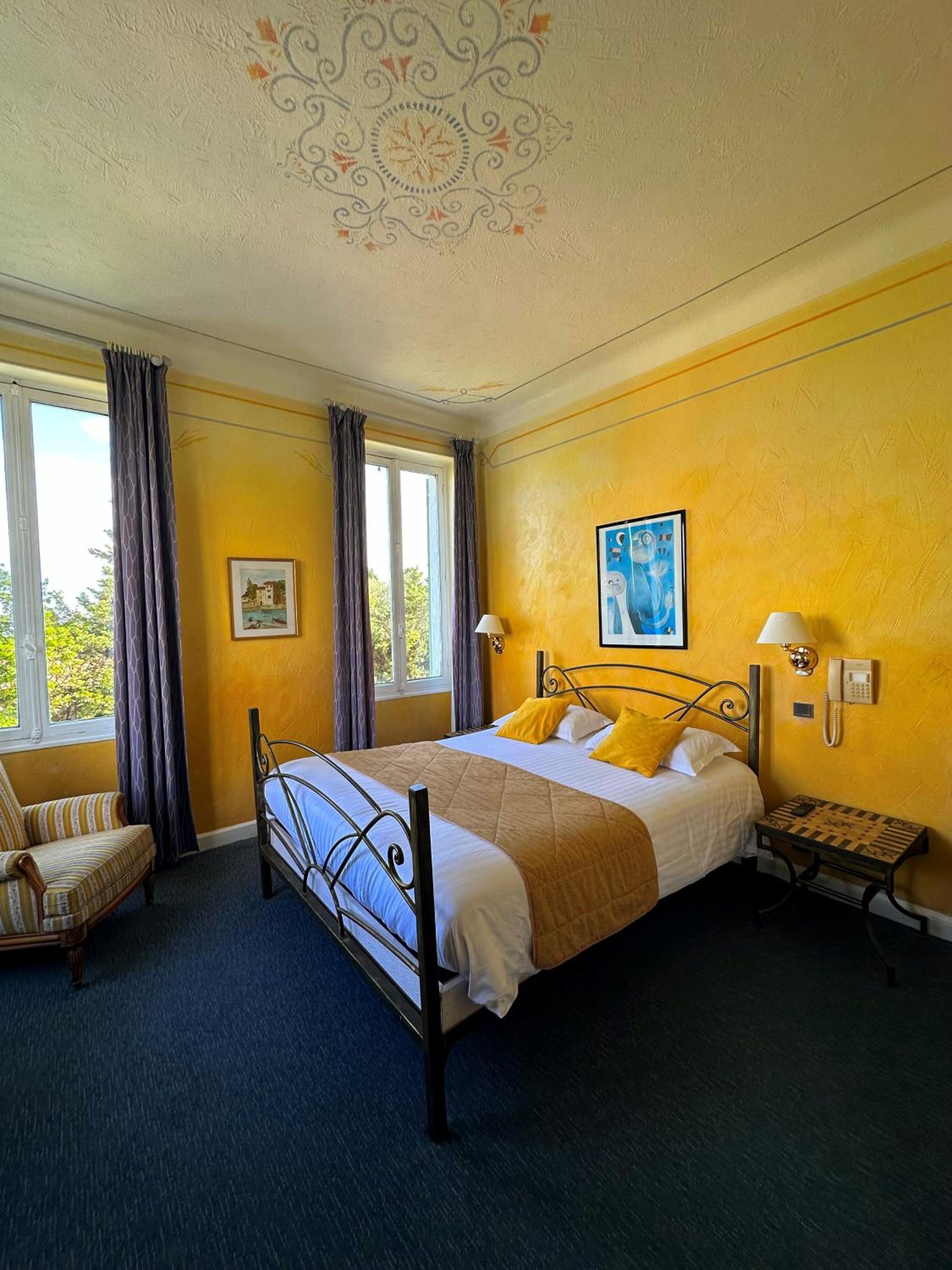 Large double room with balcony and panoramic view - Photo 3