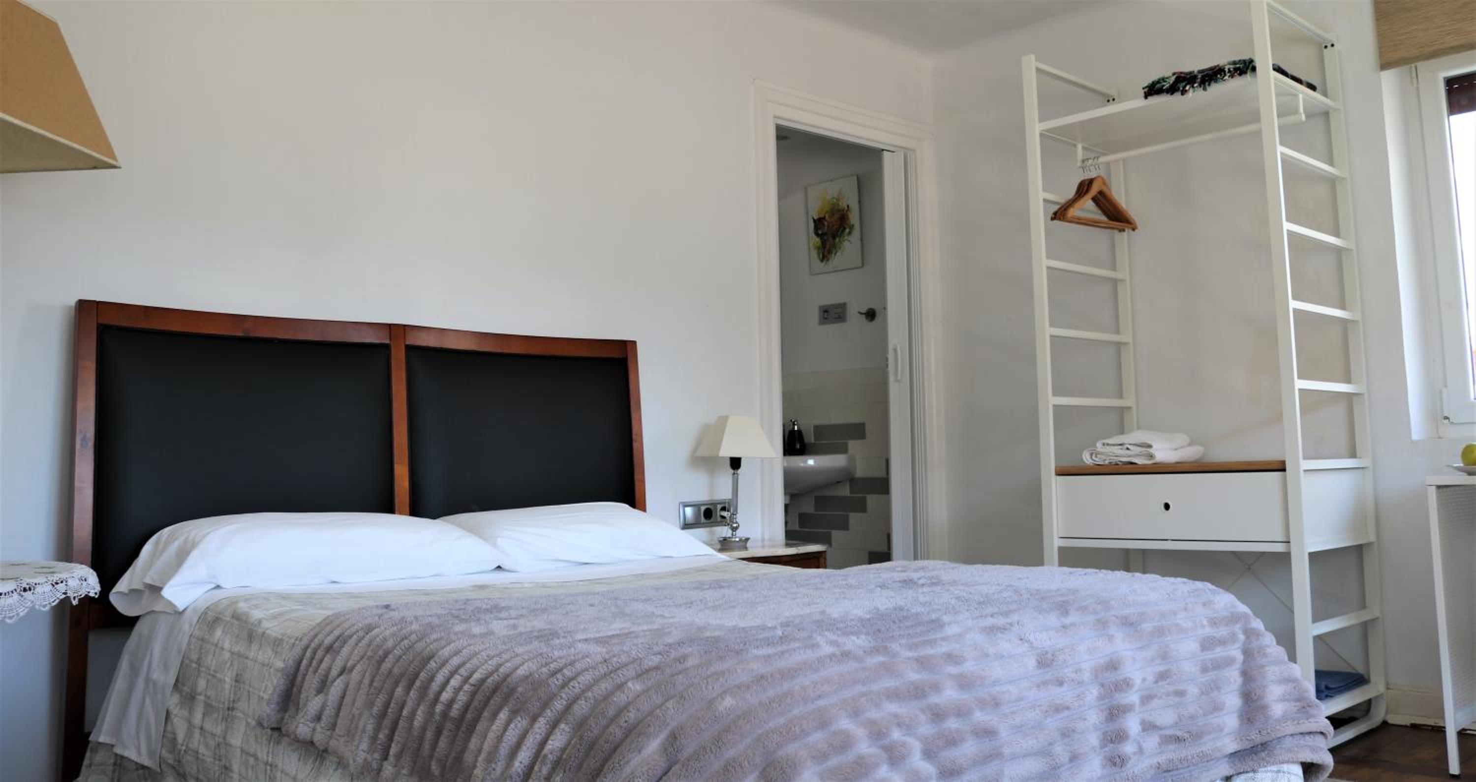 Habitación doble con baño compartido