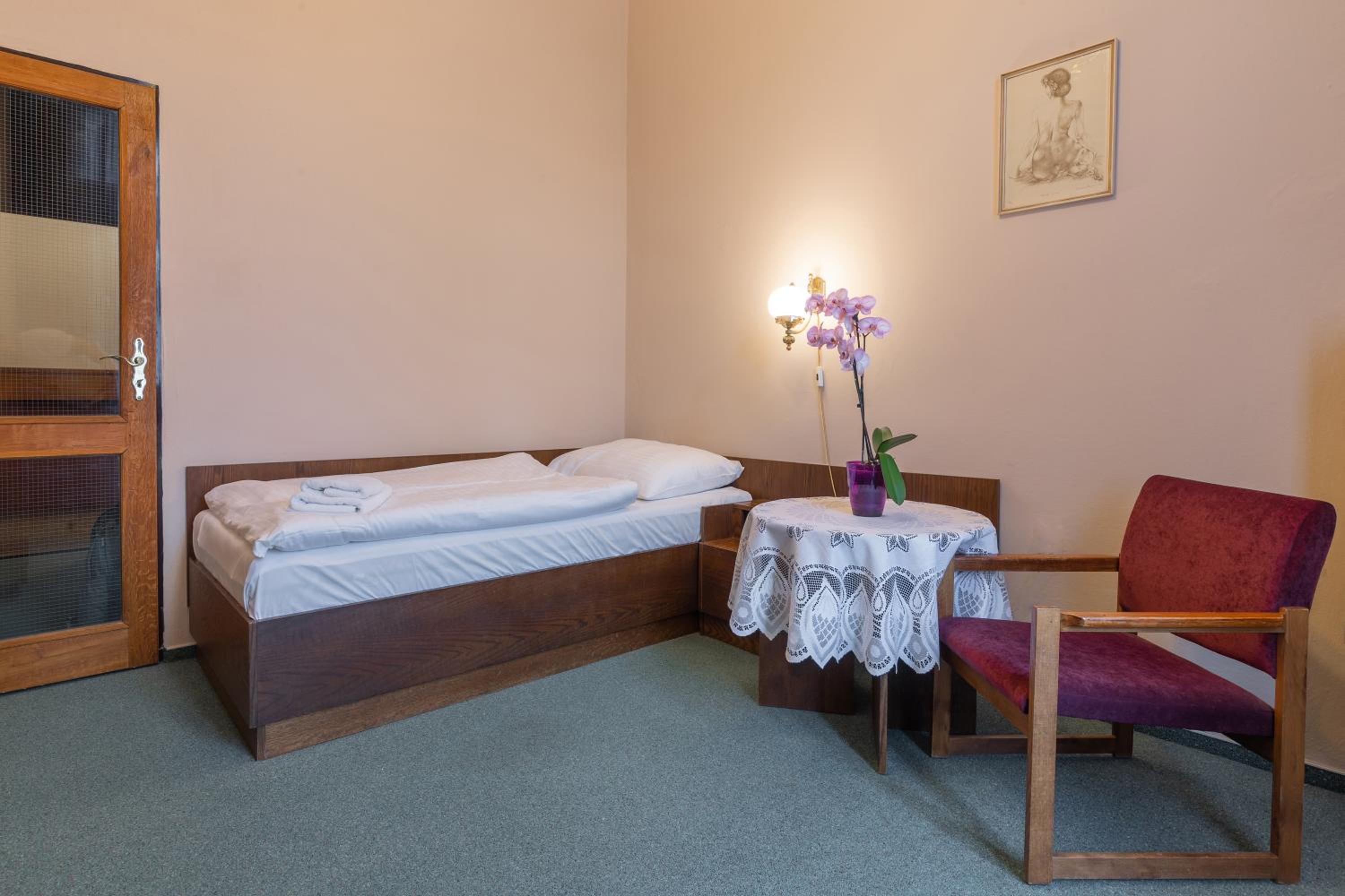Single Room photo 1