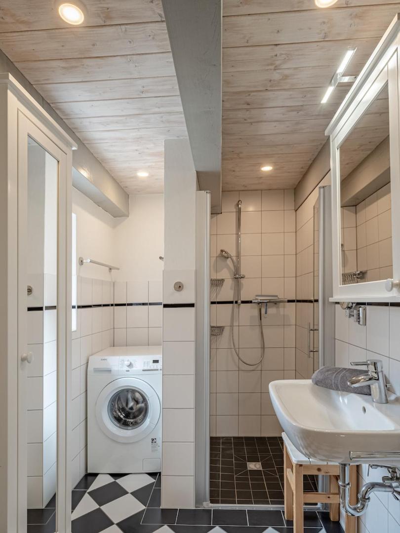 Two-Bedroom House photo 3