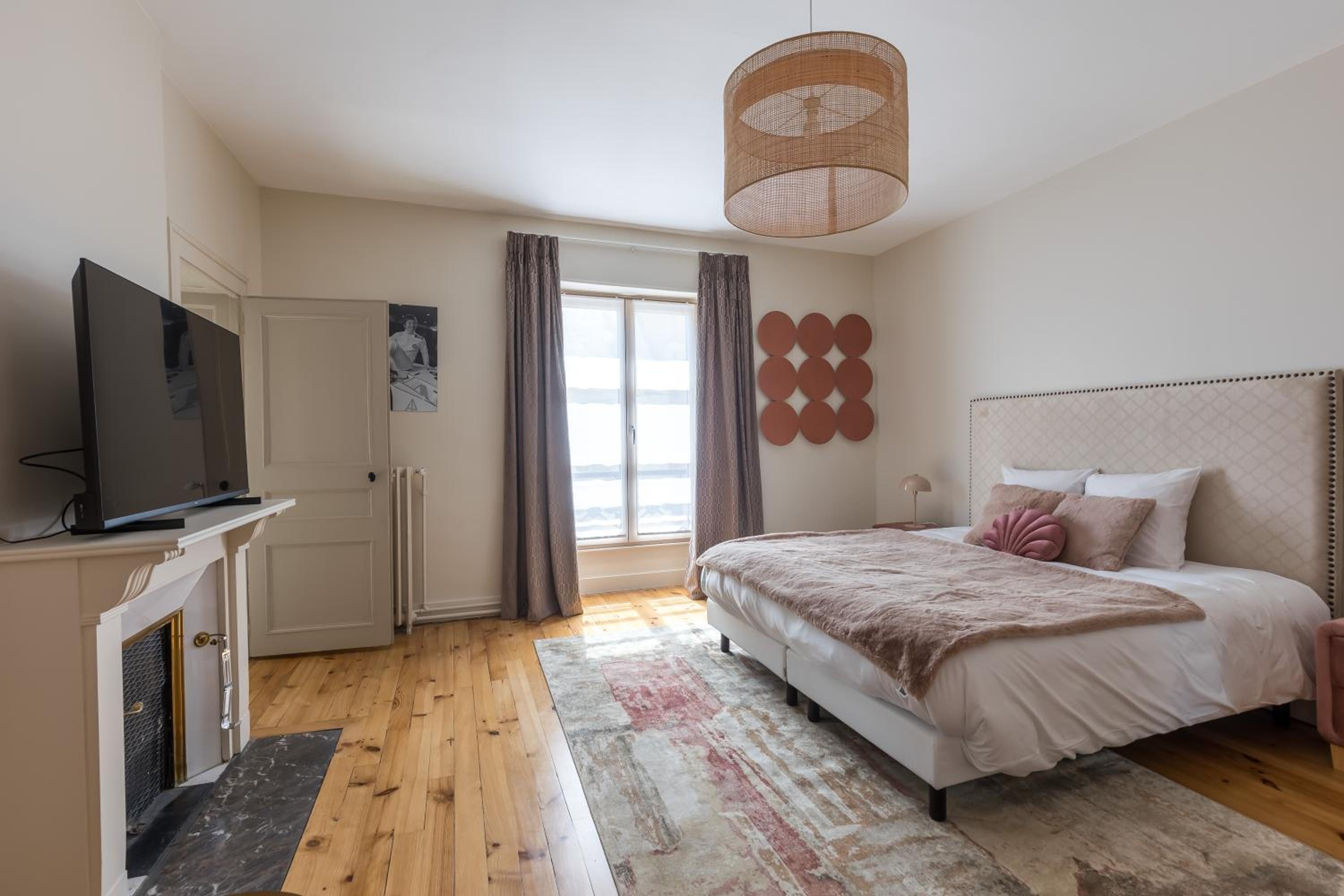 Double or Twin Room with Private Bathroom - Photo 2
