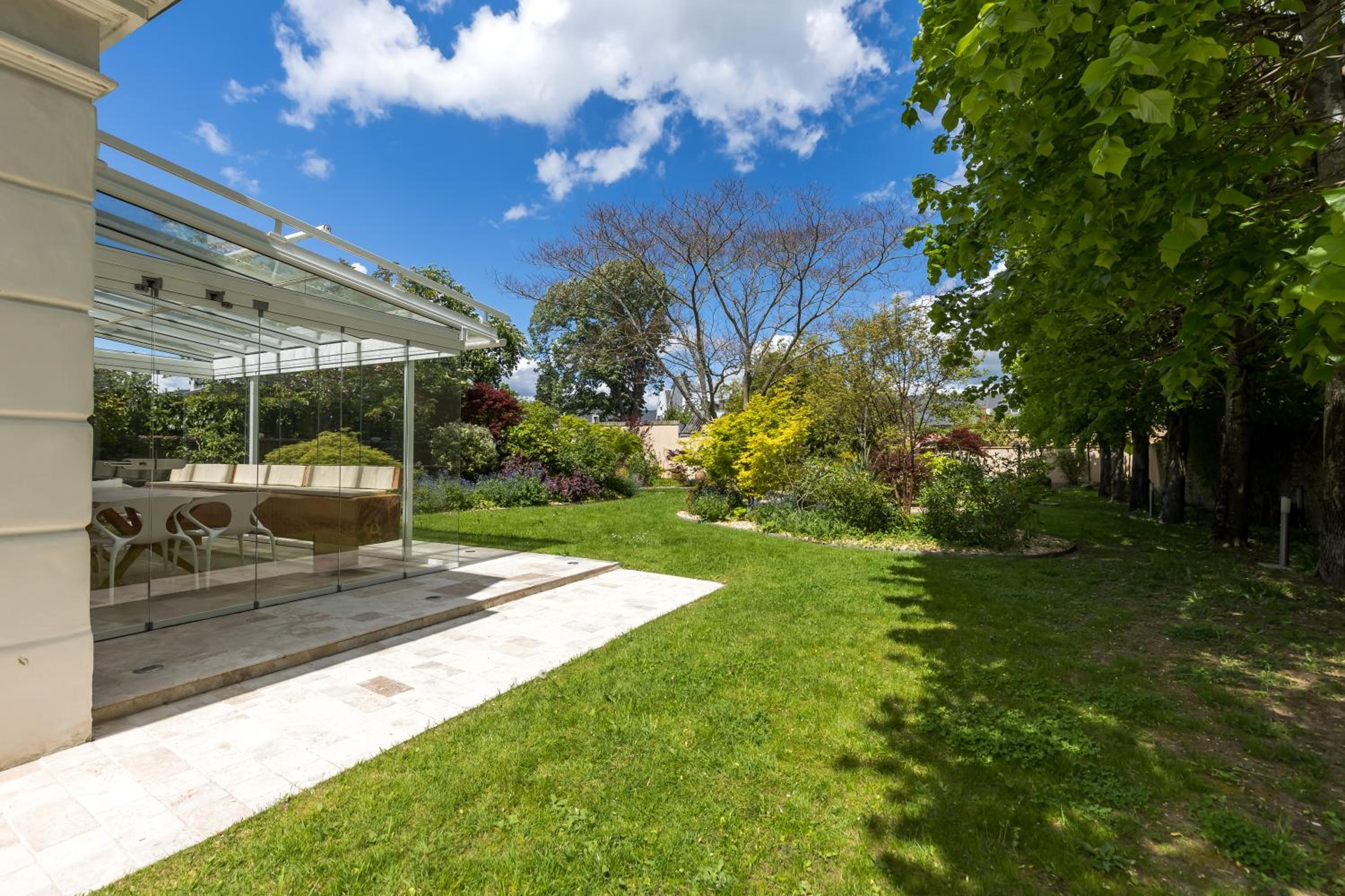 Studio with Garden View - Photo 24