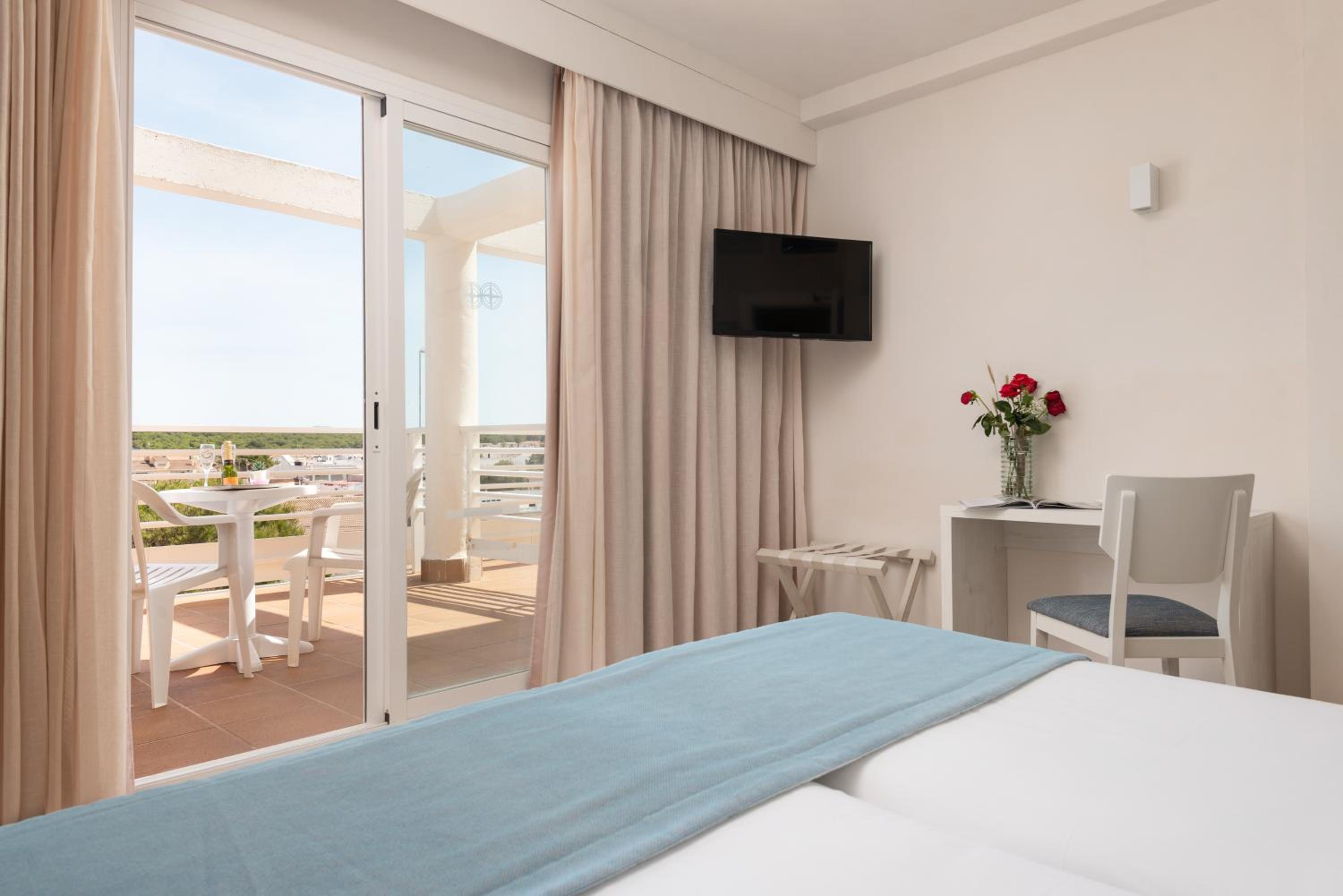 Habitación Doble con Vista al Mar