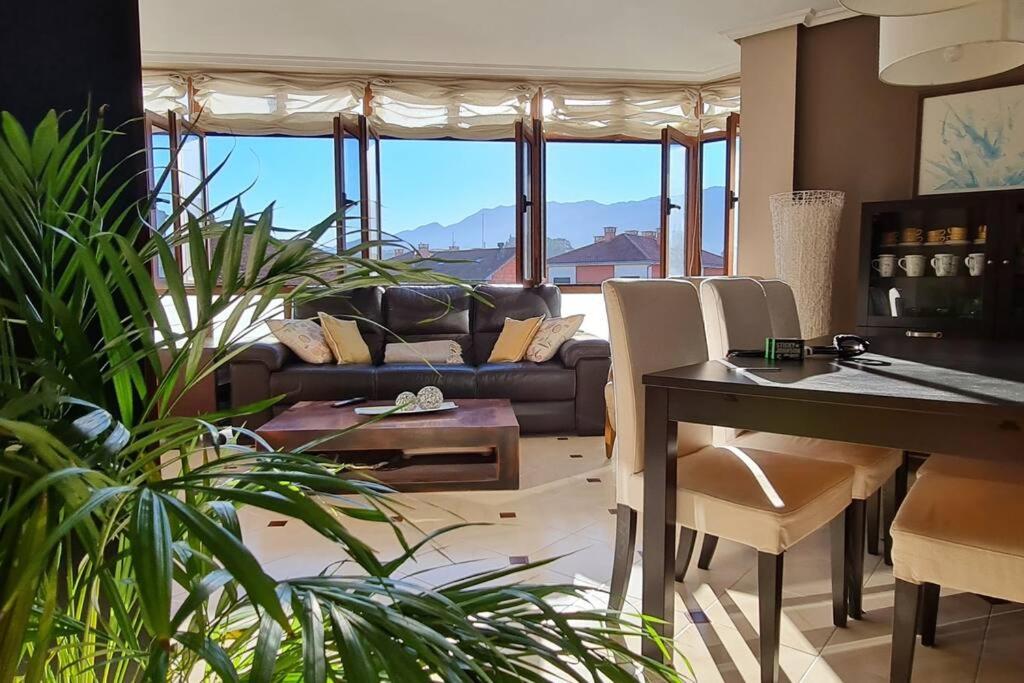 Apartamento de Cuatro Habitaciones