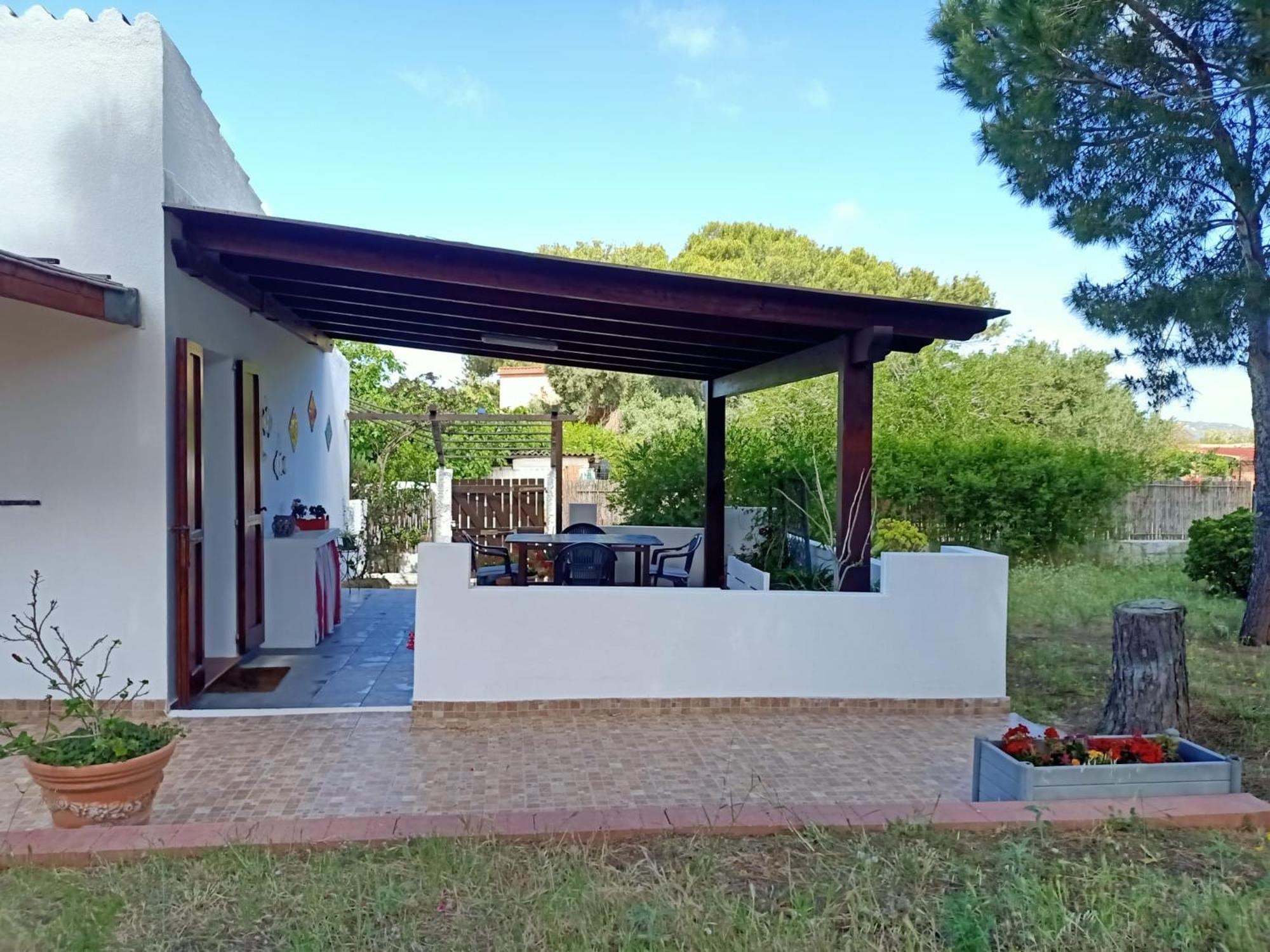 Two-Bedroom House photo 3