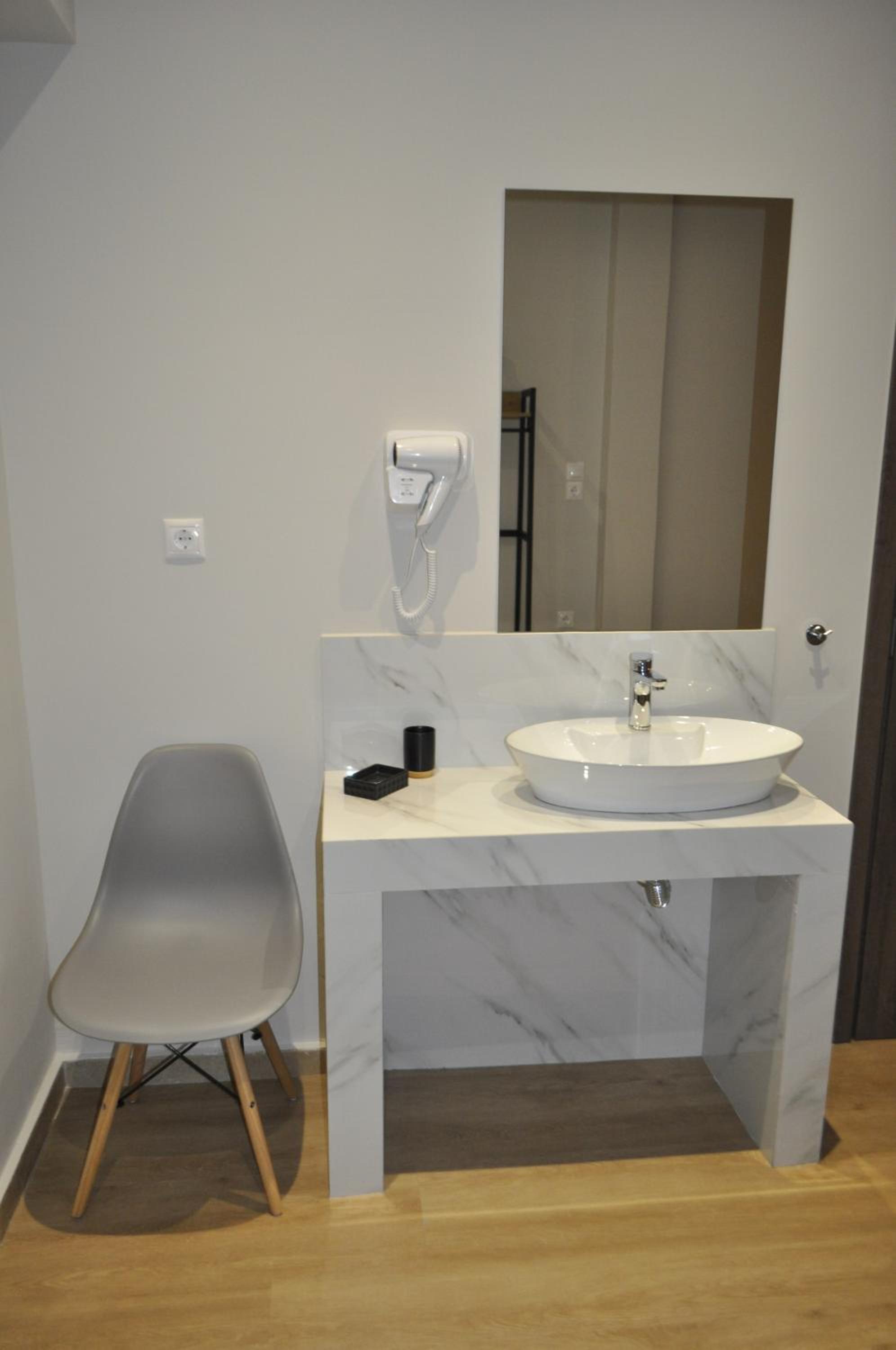 Budget Triple Room photo 2