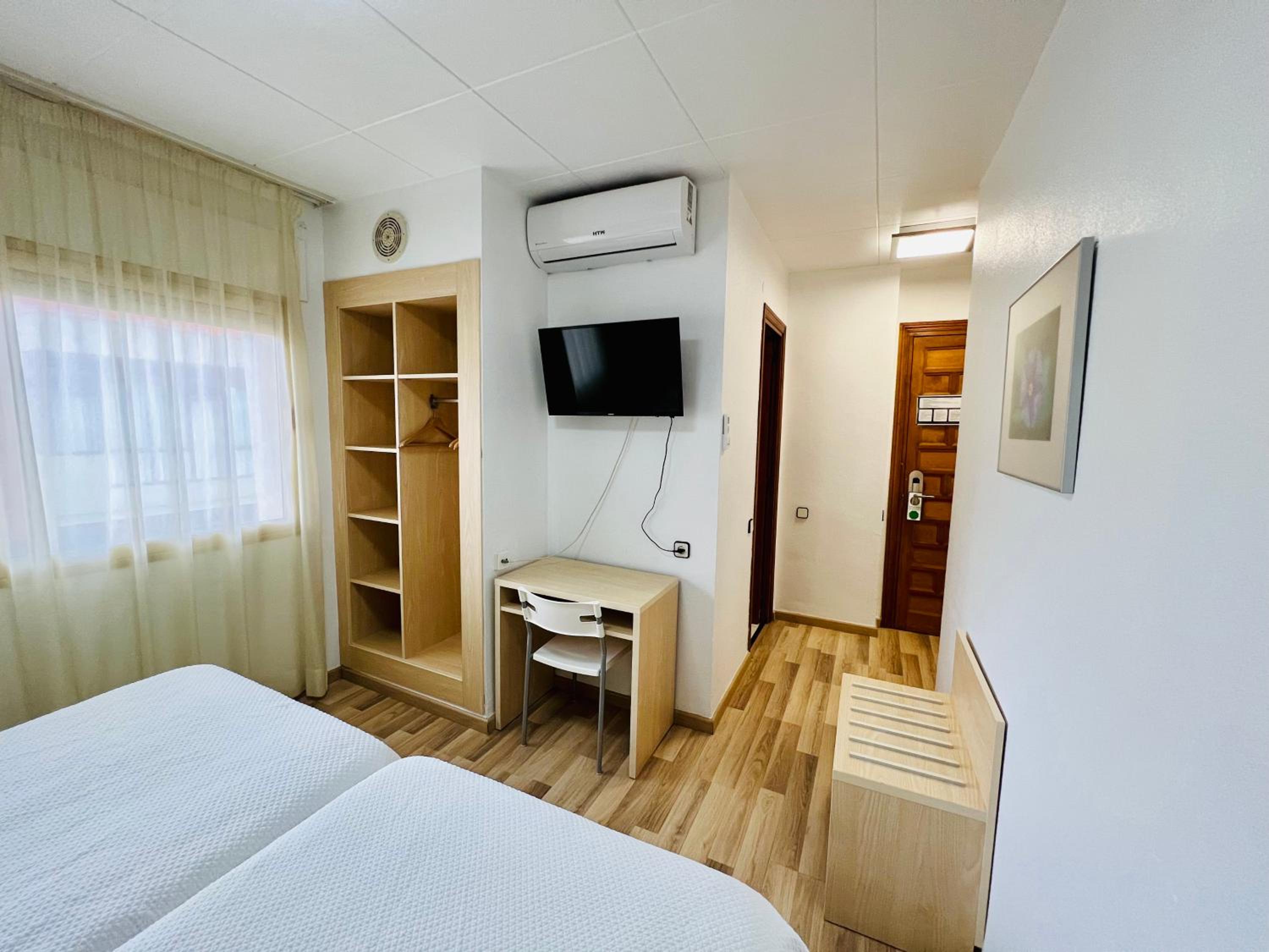 Double Room (1 Adult) photo 2