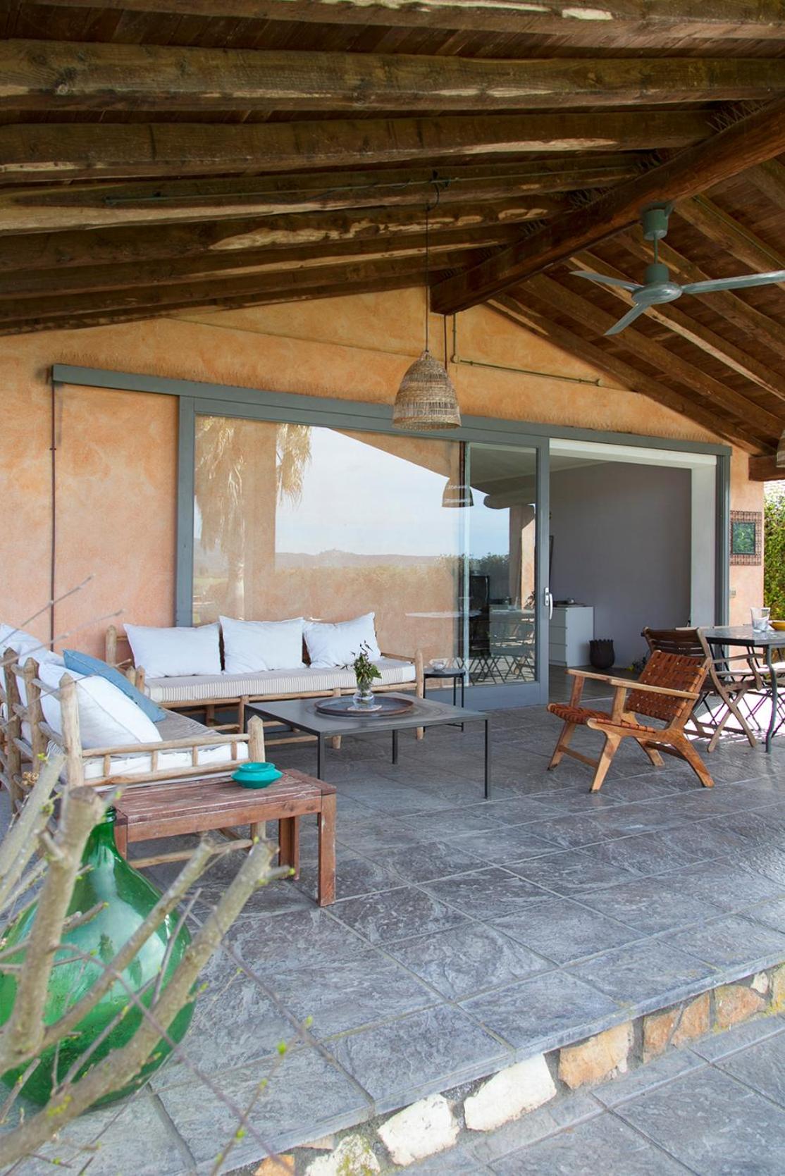 Villa photo 3