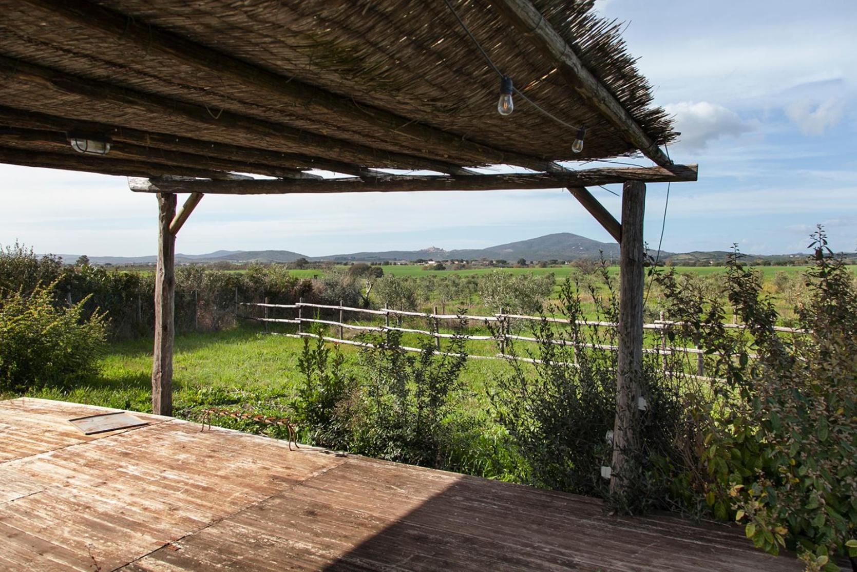 Villa photo 2