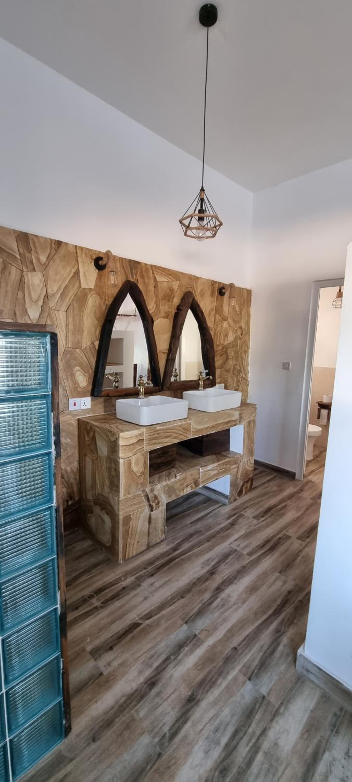 Deluxe Bungalow - Photo 16