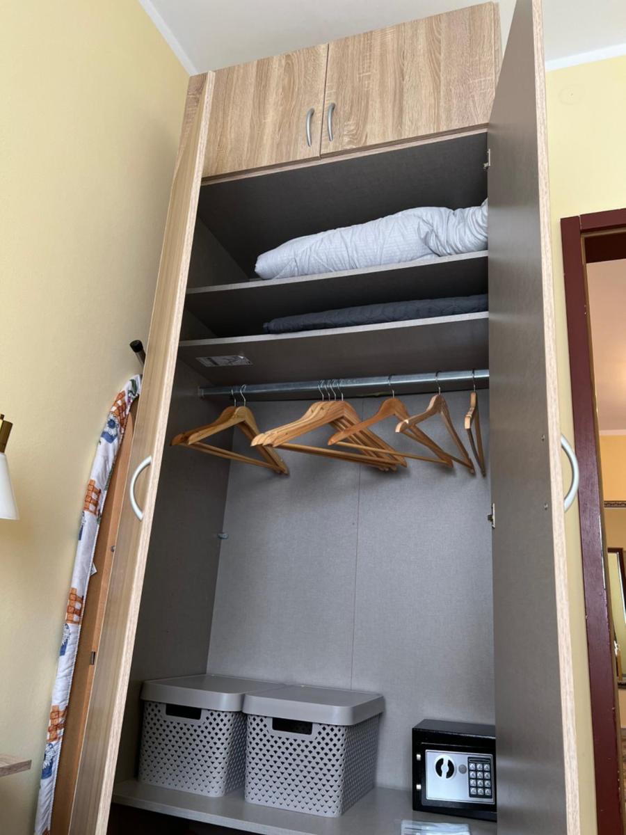 One-Bedroom Apartment - Photo 6