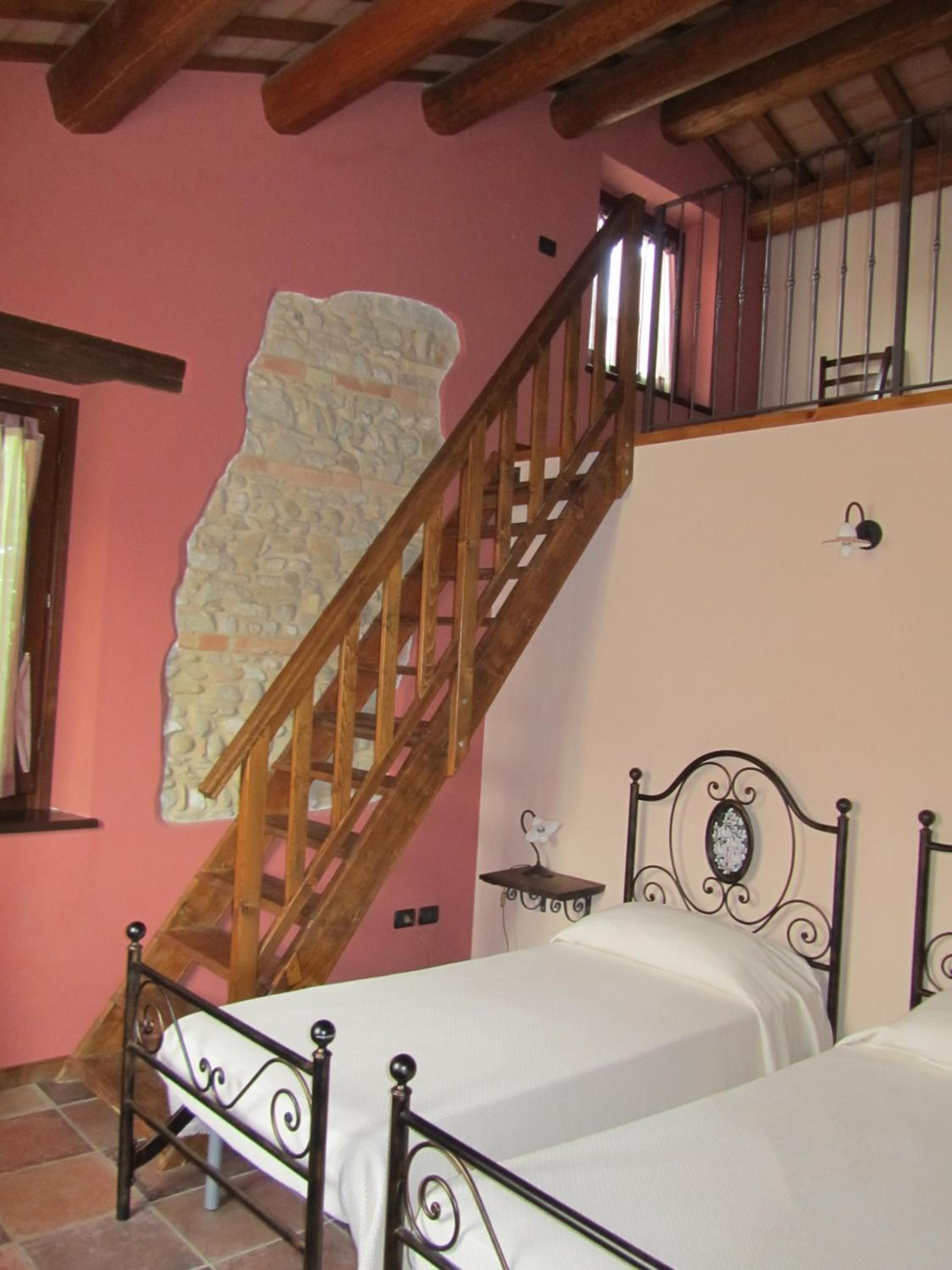 Two-Bedroom Apartment - Split Level photo 1