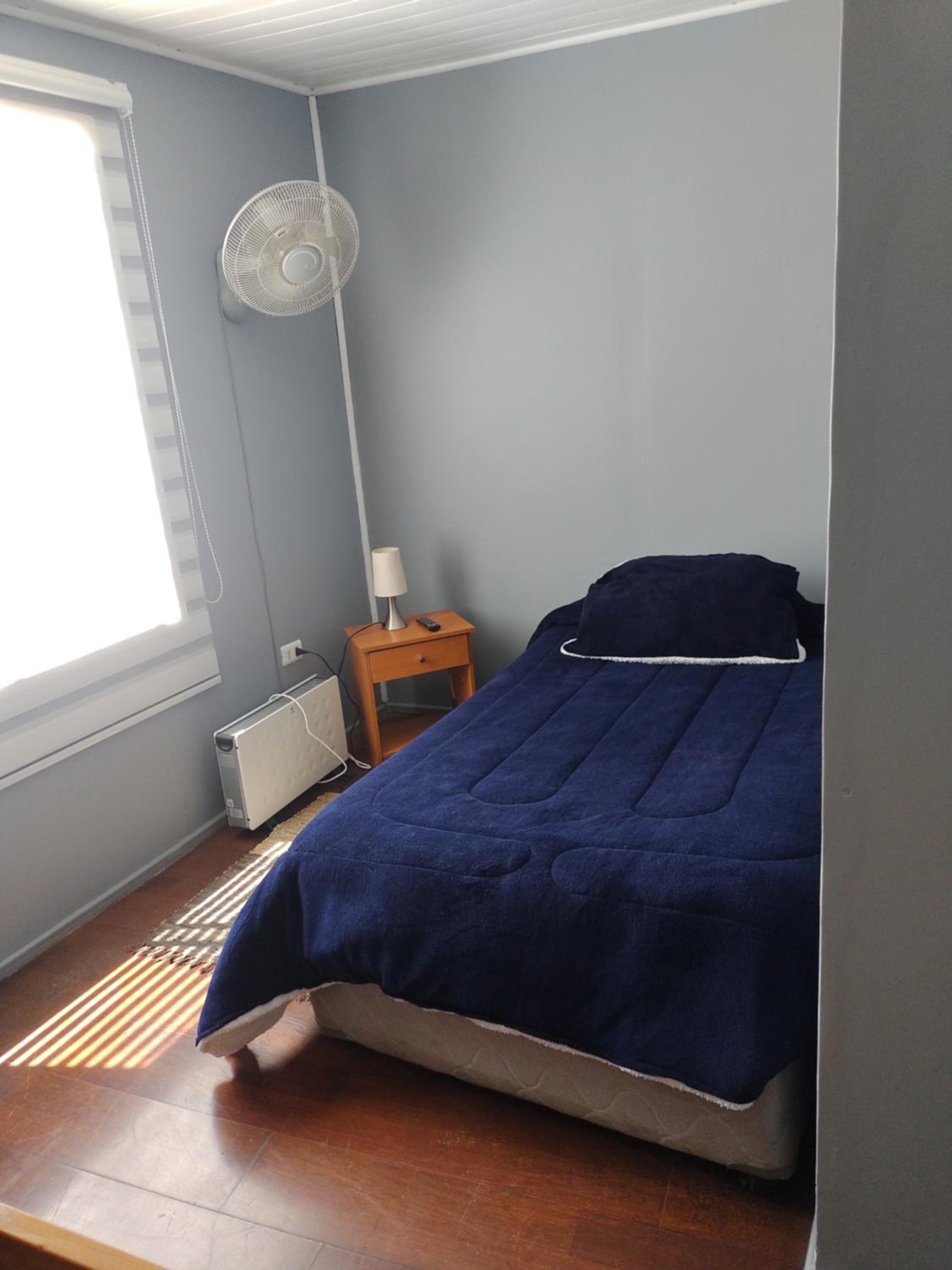 Single Room with Private Bathroom photo 2