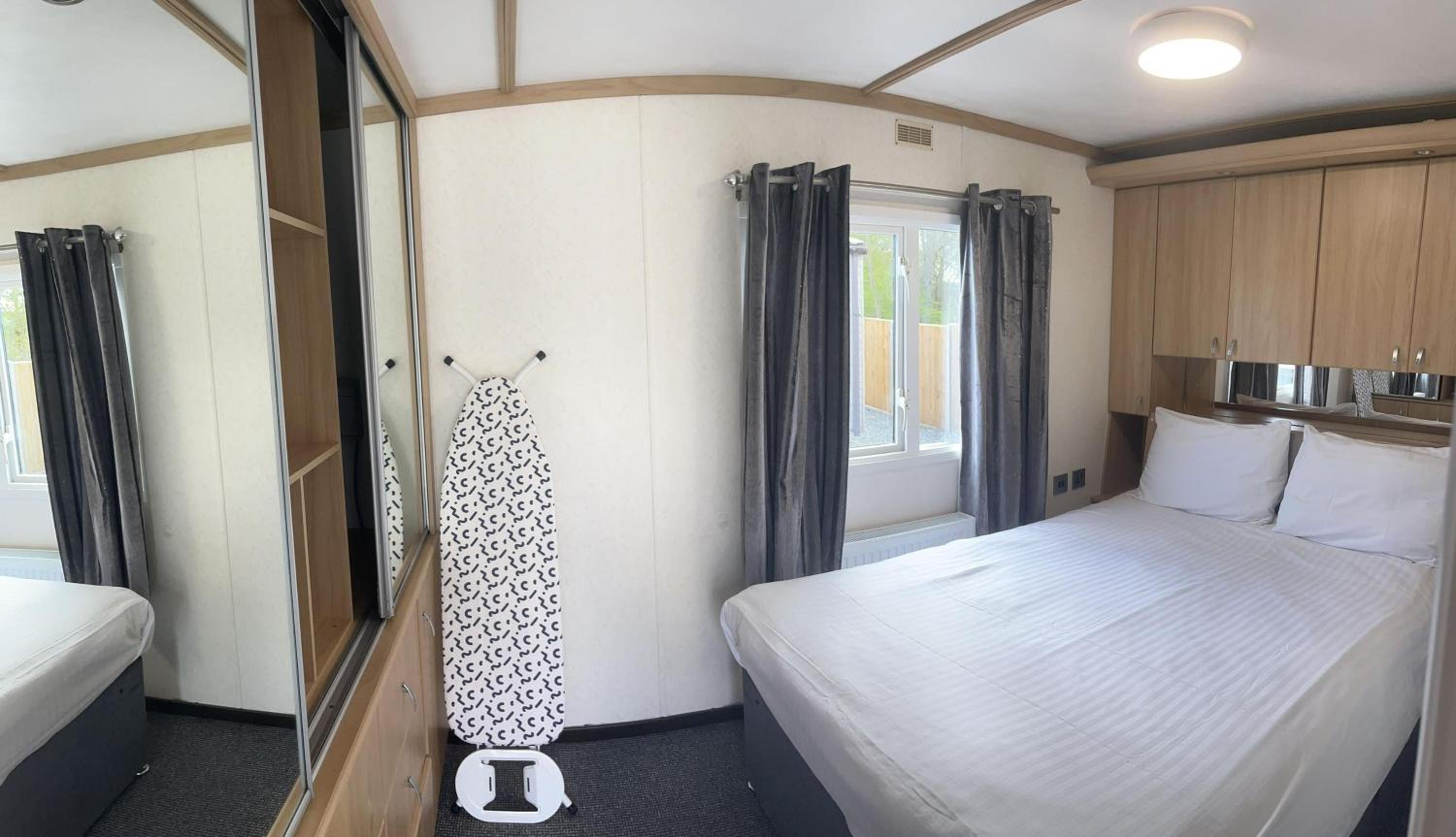 Caravan 9 photo 3