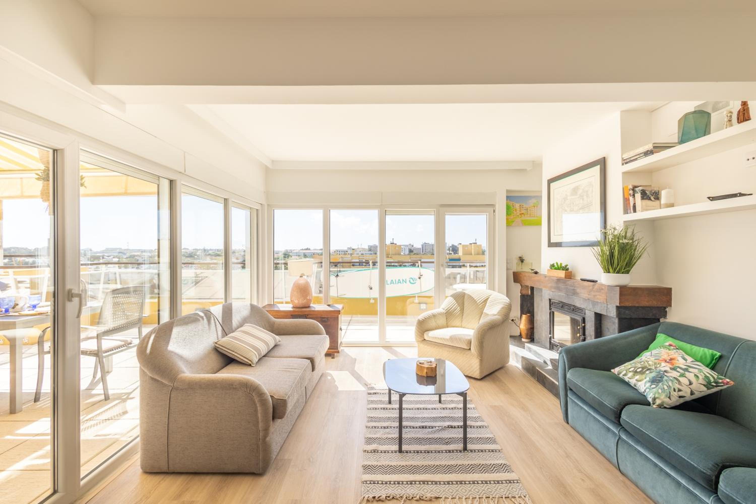 Apartment with Sea View photo 1