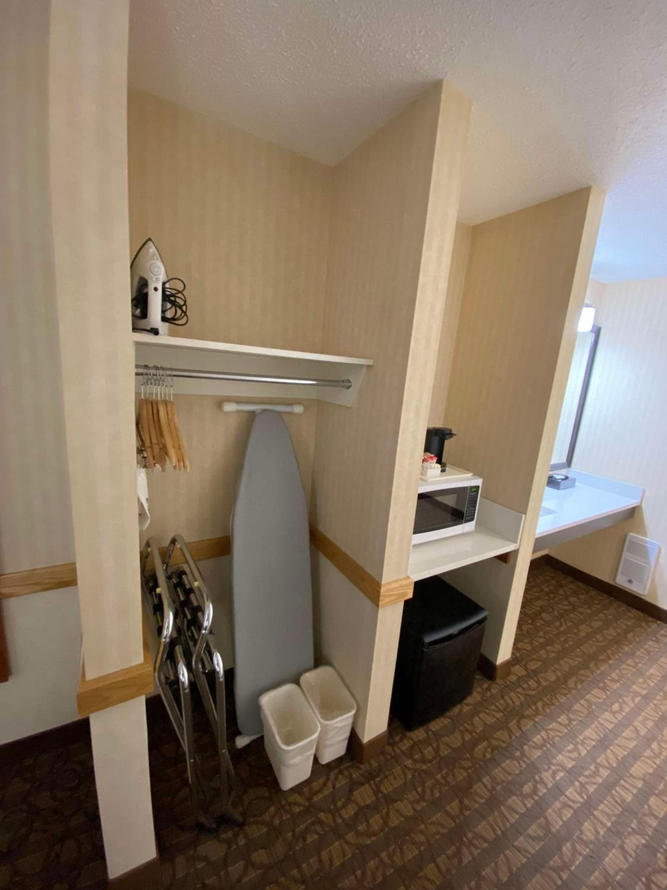 Best Western Cold Lake Inn, Photo 5