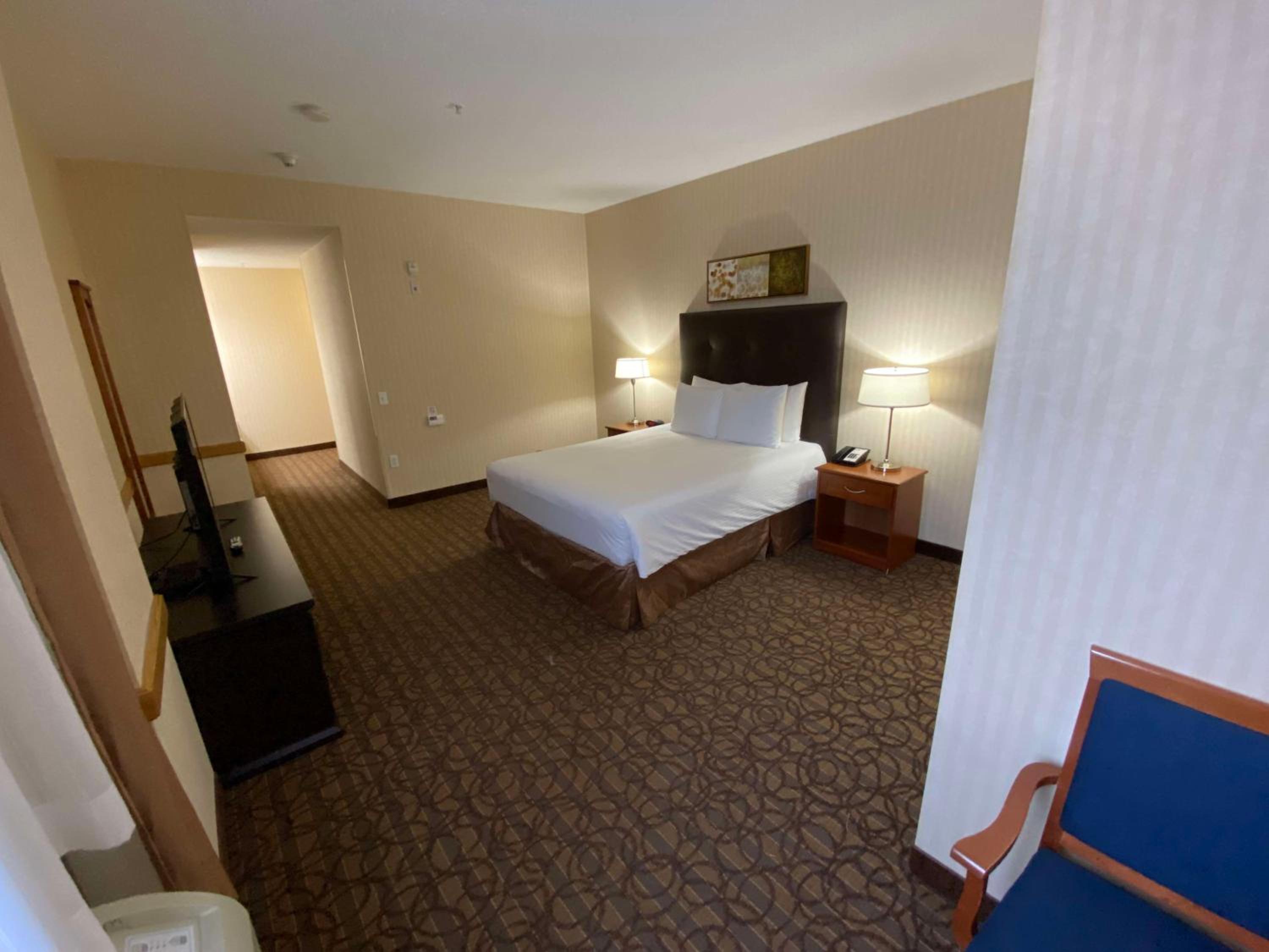 Best Western Cold Lake Inn, Photo 3