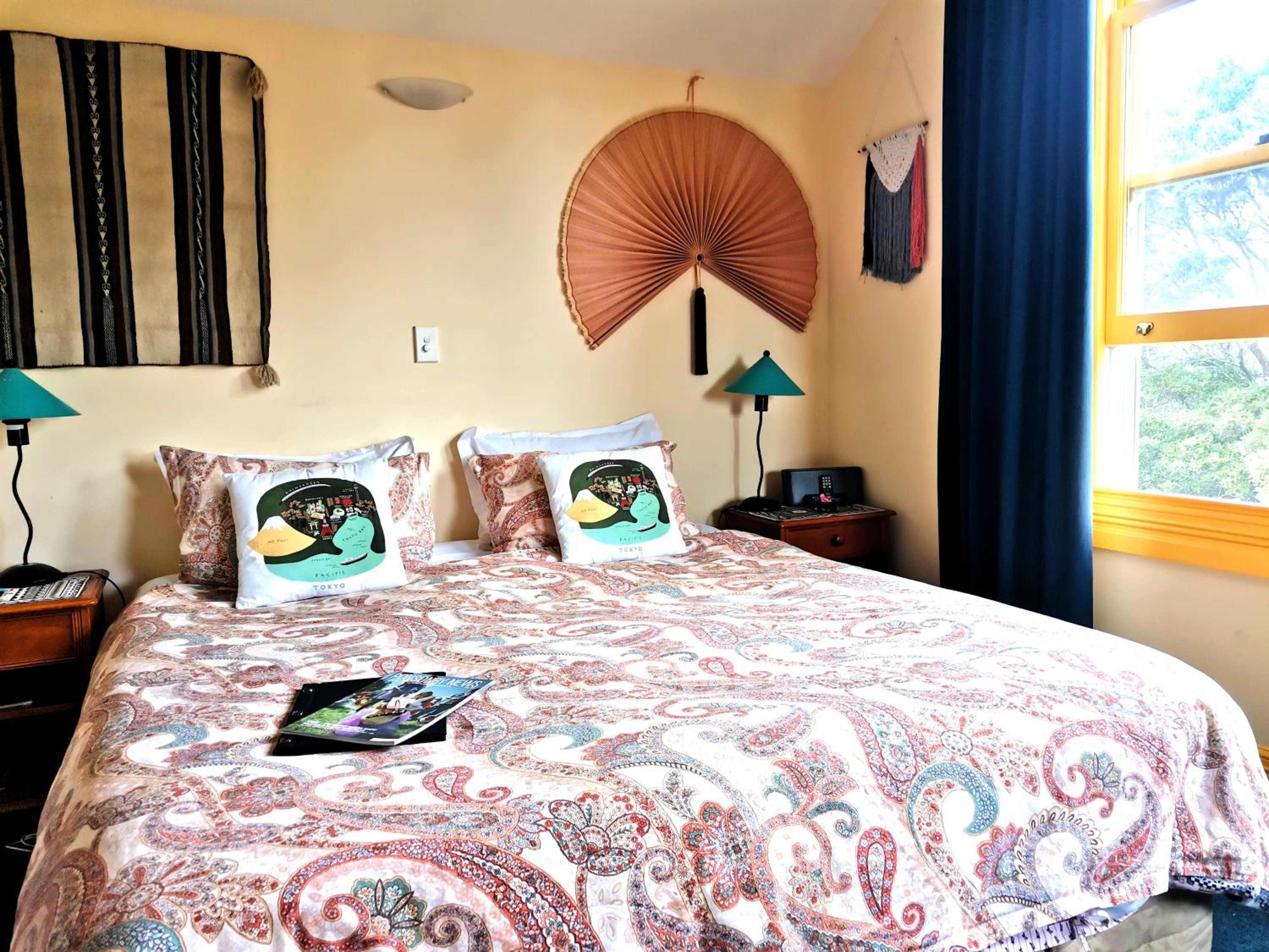 Villa King or Twin Room thumbnail 5