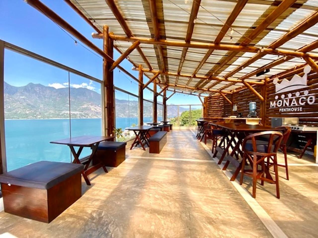 Family Room with Balcony photo 3
