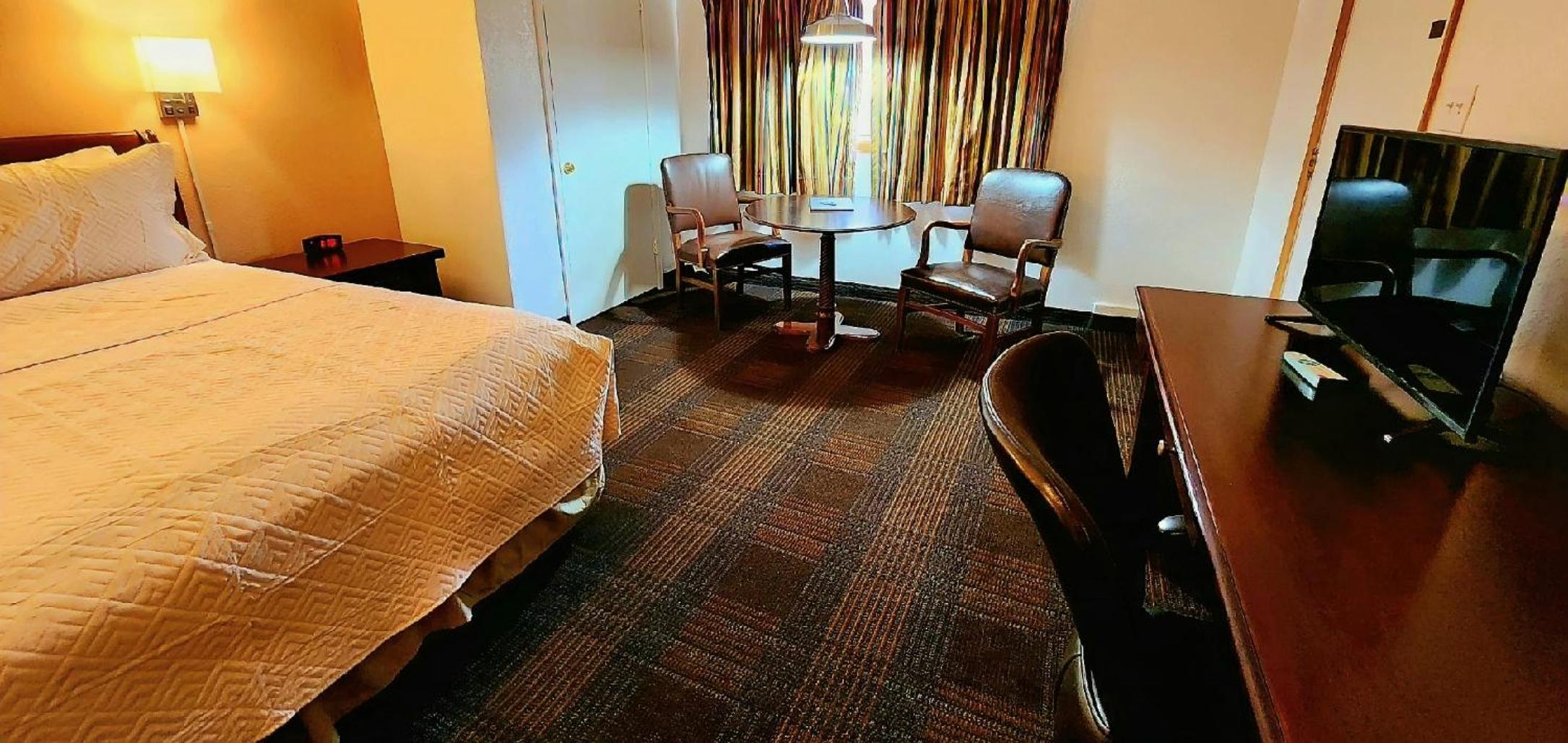 King suite with spa bath