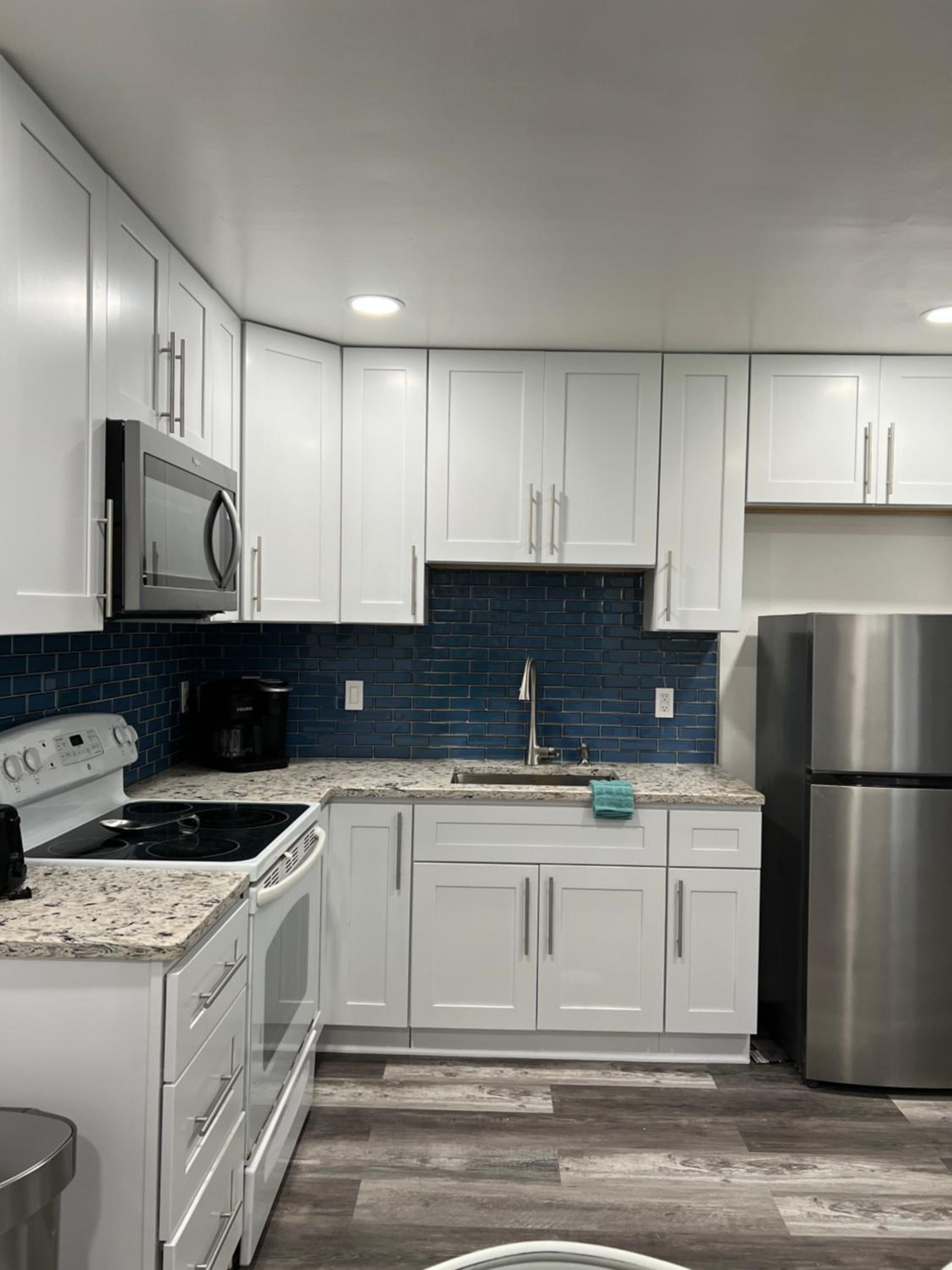 Two-Bedroom Apartment - Photo 13