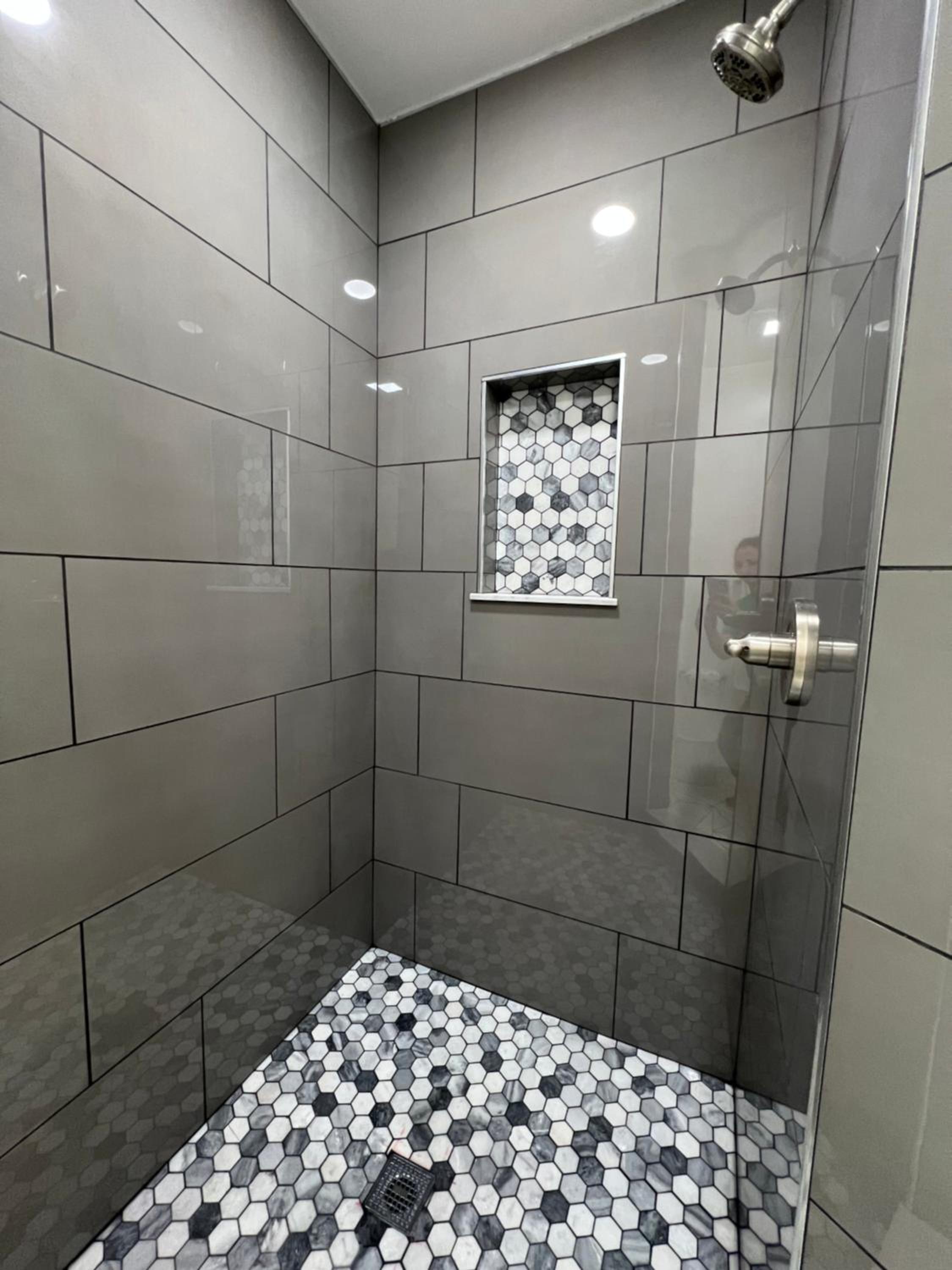 Two-Bedroom Apartment - Photo 9