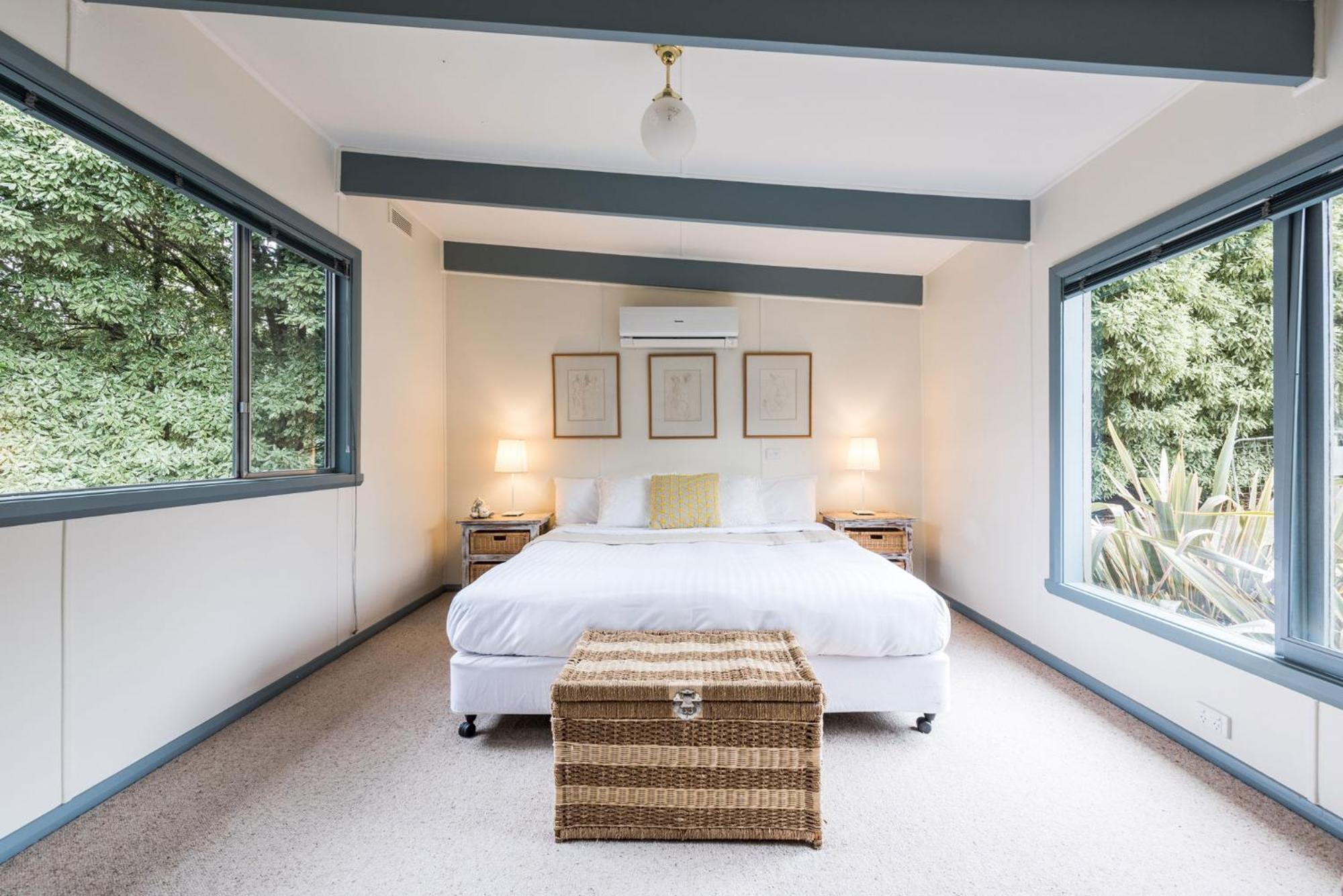 Two-Bedroom Cottage photo 2