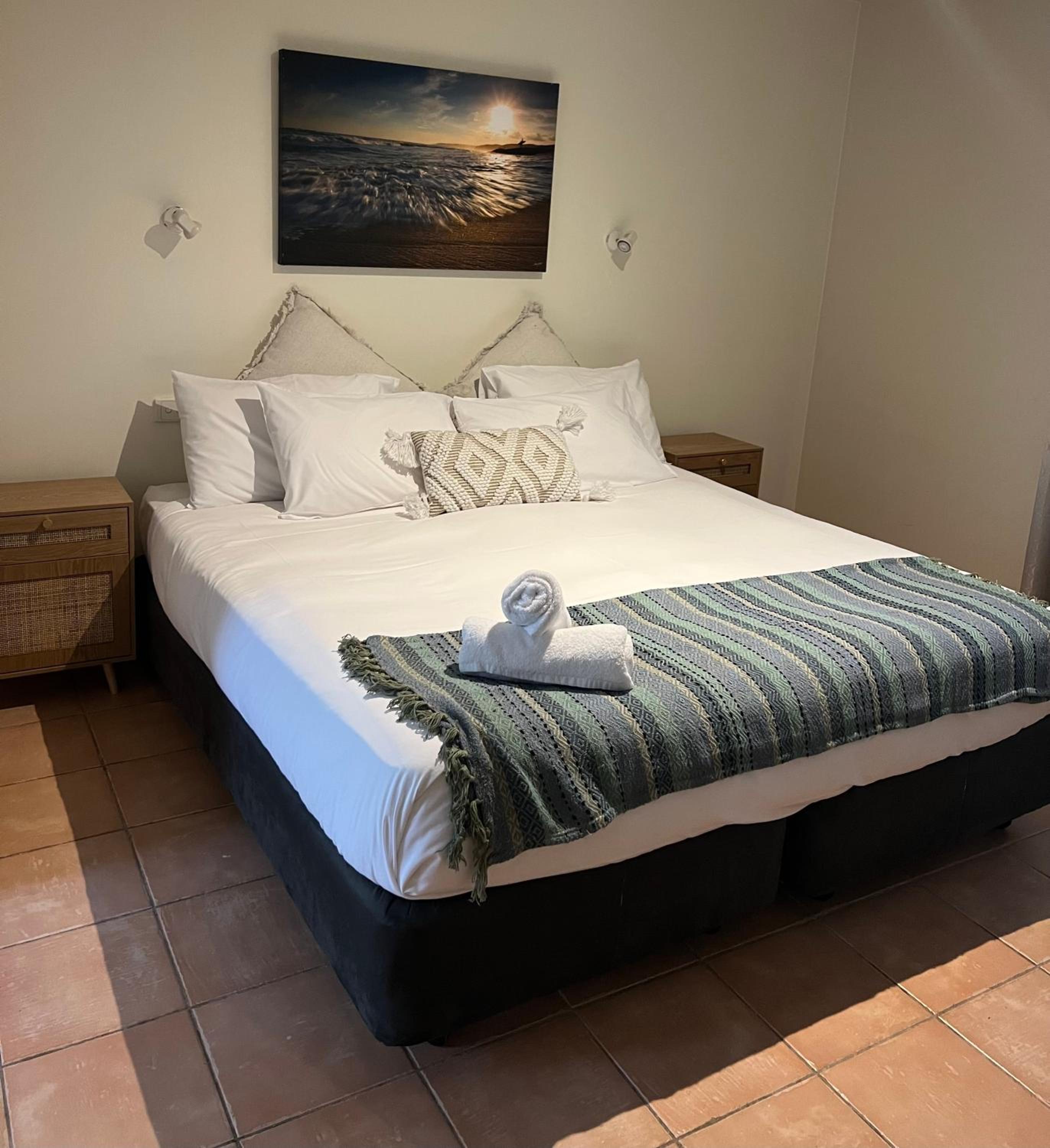 Self Contained Garden View Bungalow - Not pet Friendly  photo 2