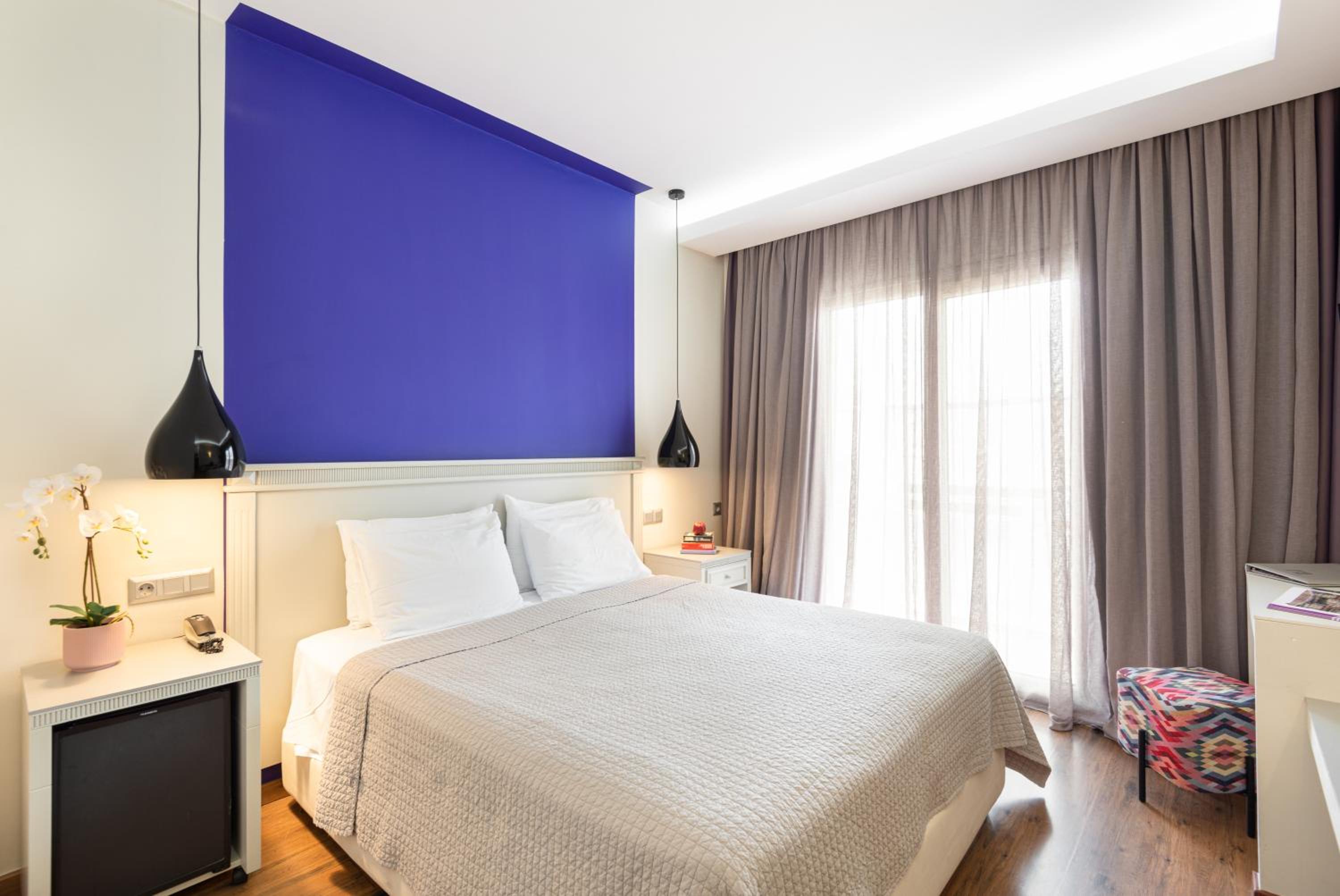 Twin Room - Photo 2