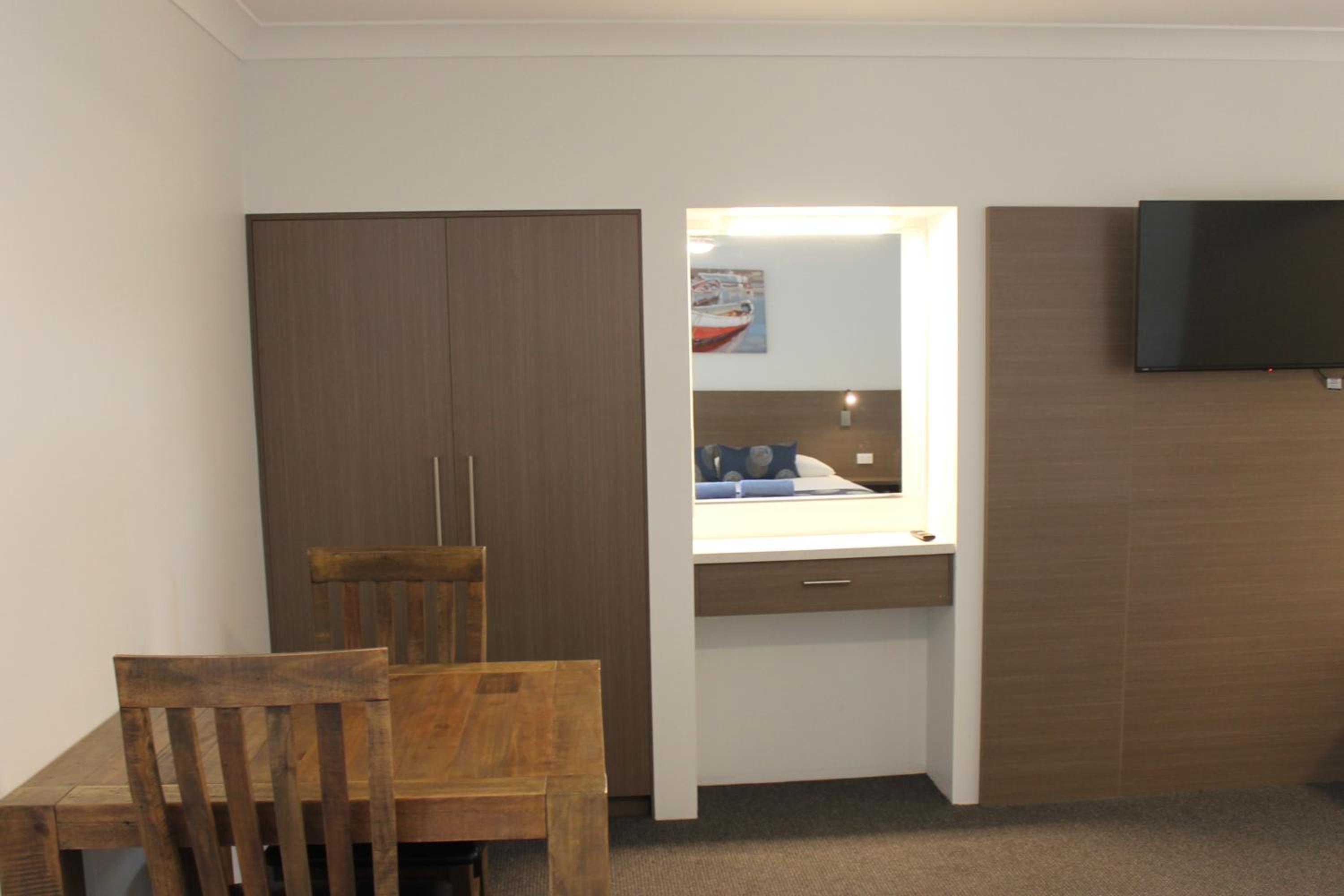 King Room with Spa Bath photo 3