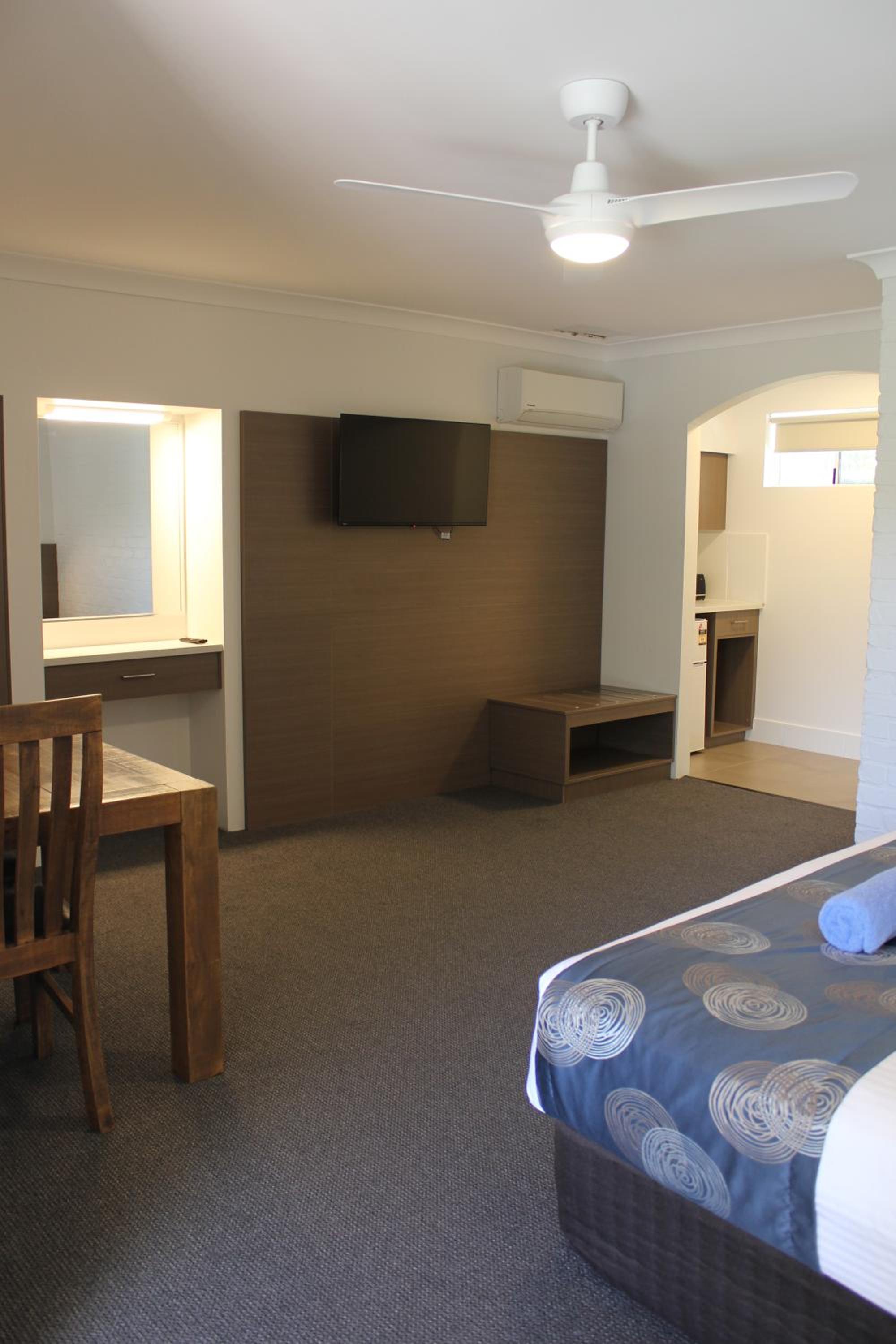 King Room with Spa Bath photo 1