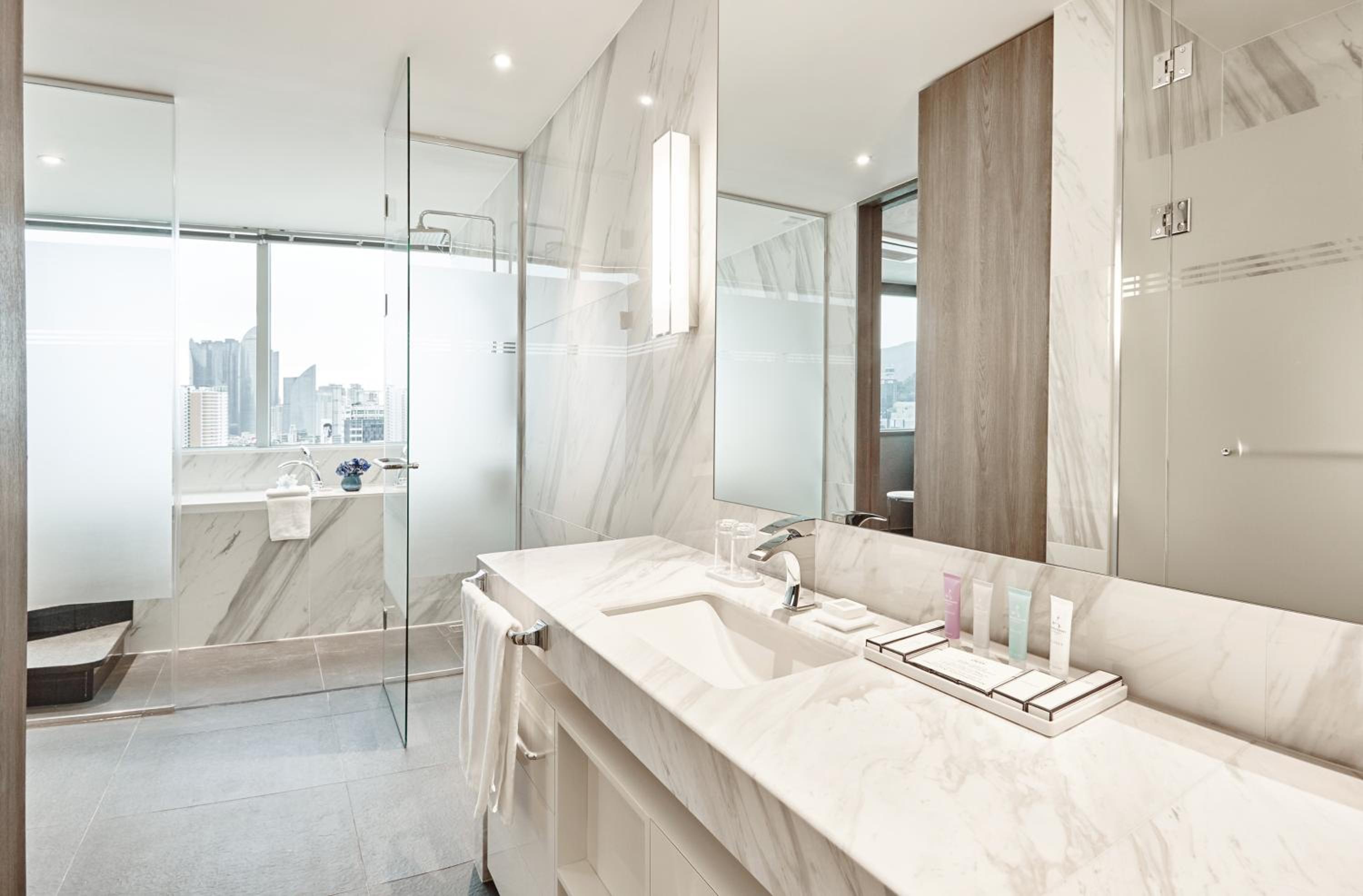 Suite with Sea View photo 1