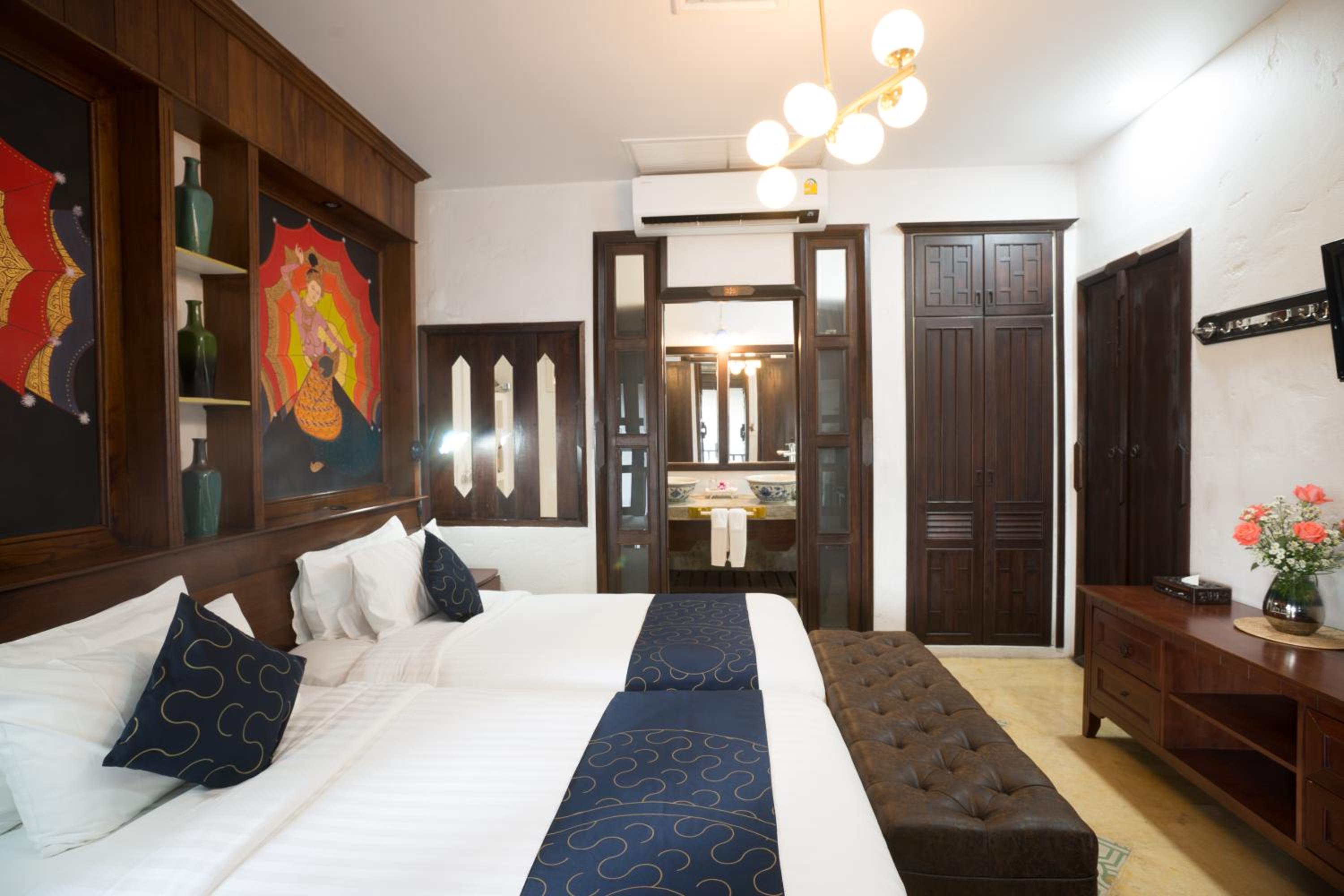 Superior Twin Room - Photo 8