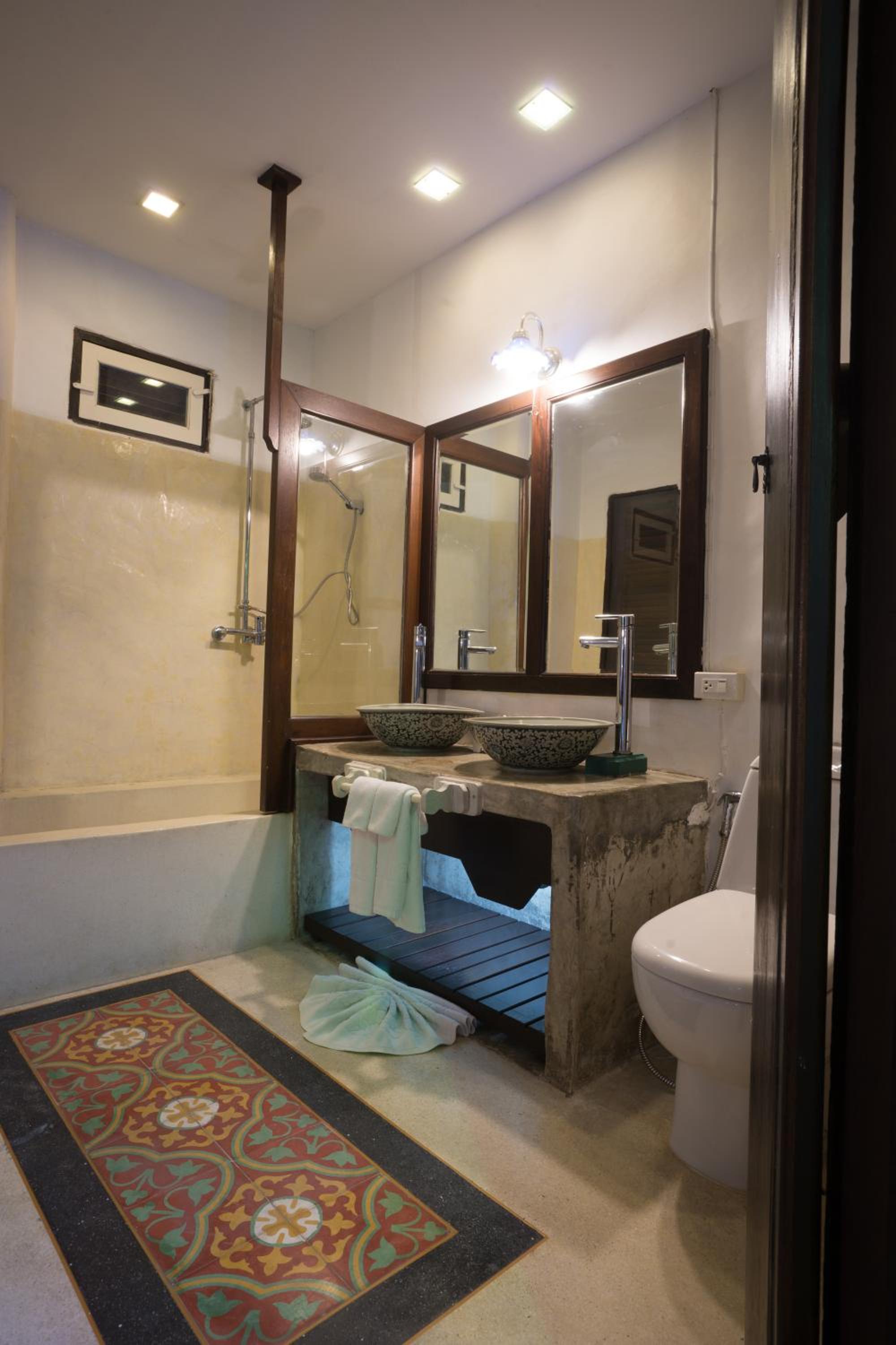 Deluxe Double Room - Photo 8