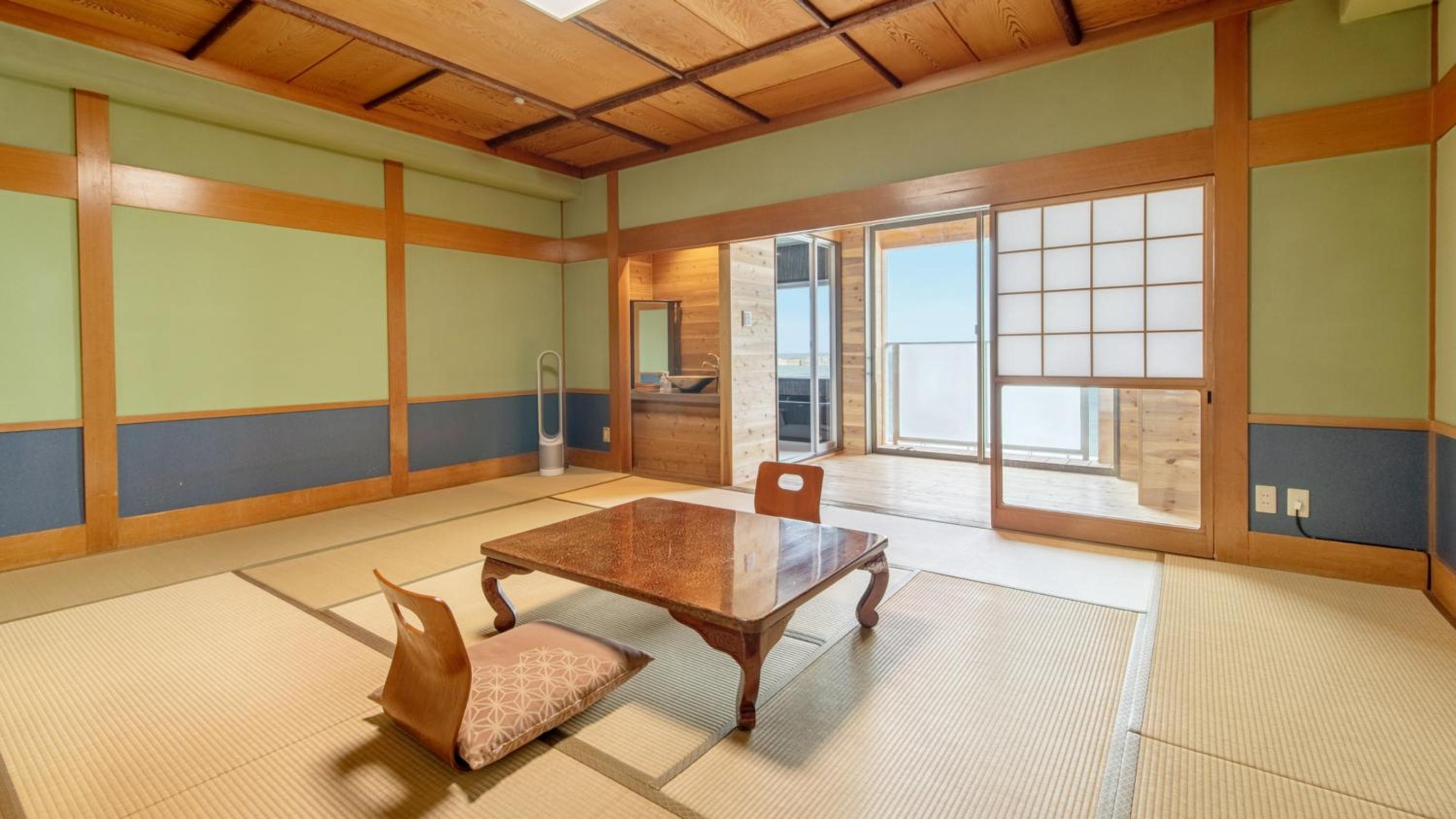 Japanese-Style Room