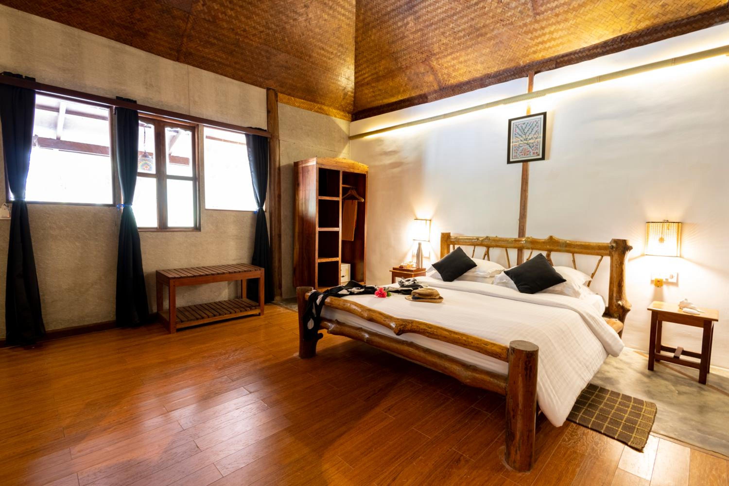 Suite - Photo 5