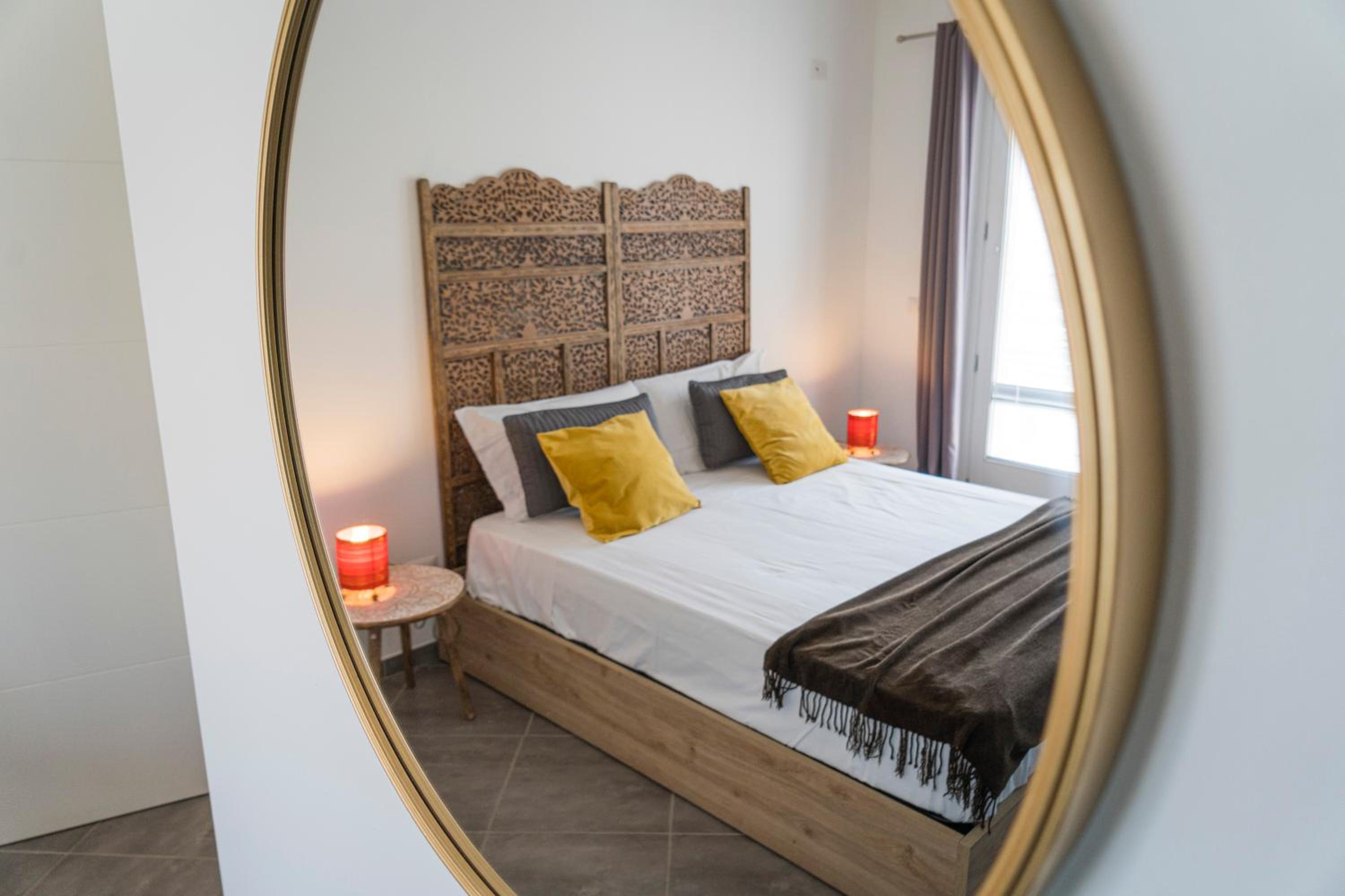 One-Bedroom Apartment with Terrace photo 1