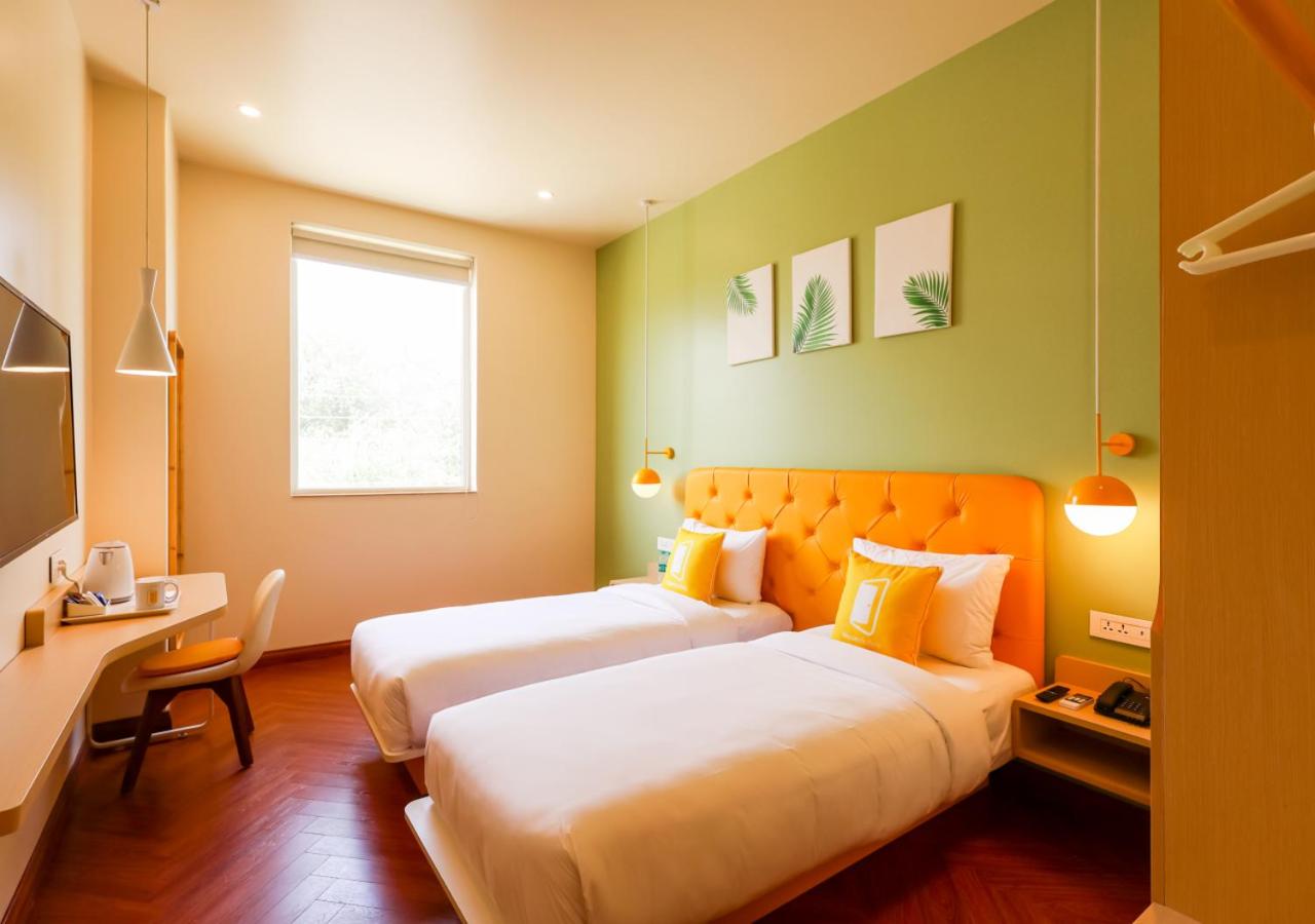 Standard Twin Room - Photo 5