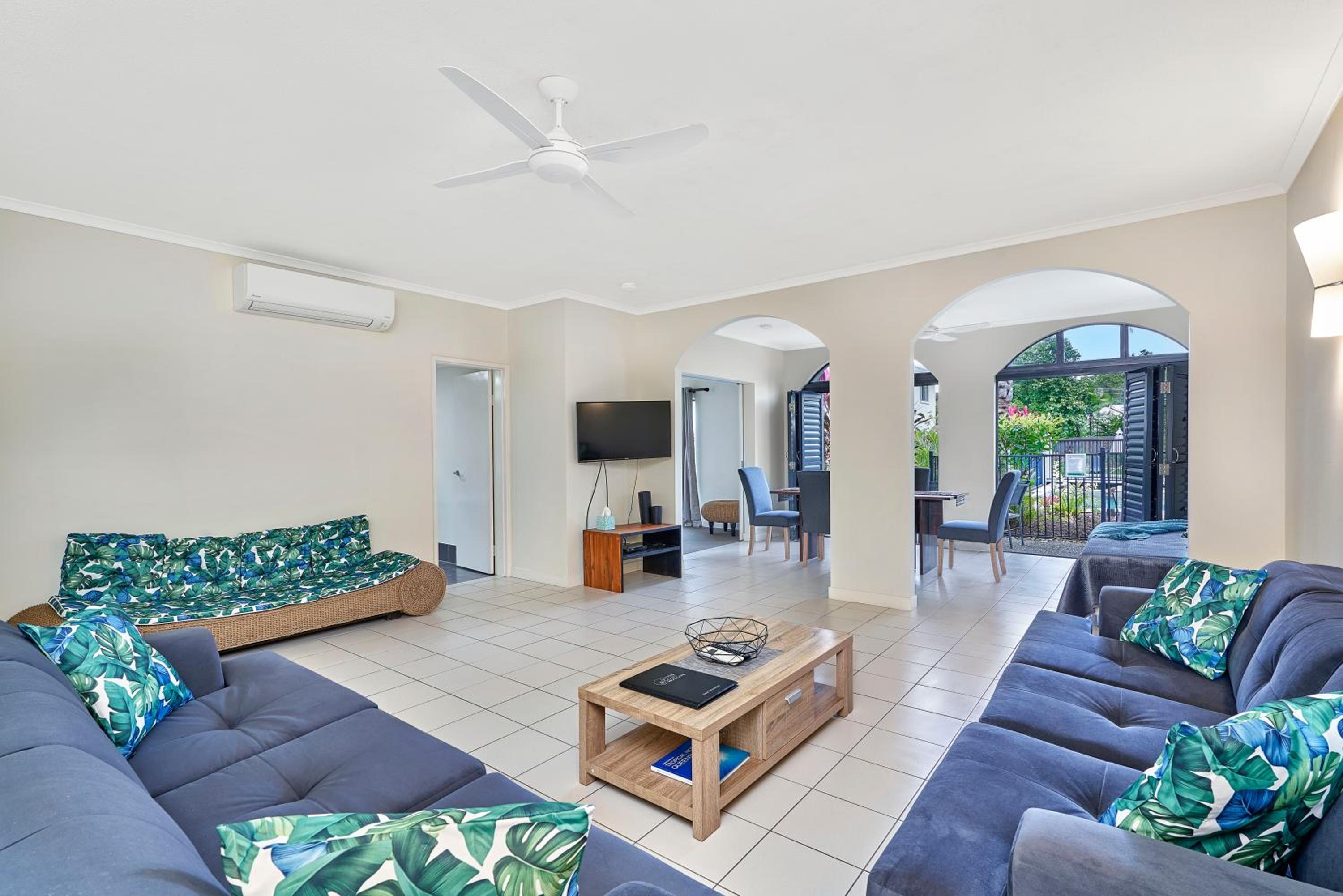 One Bedroom Pool Access Apartment #26A photo 3