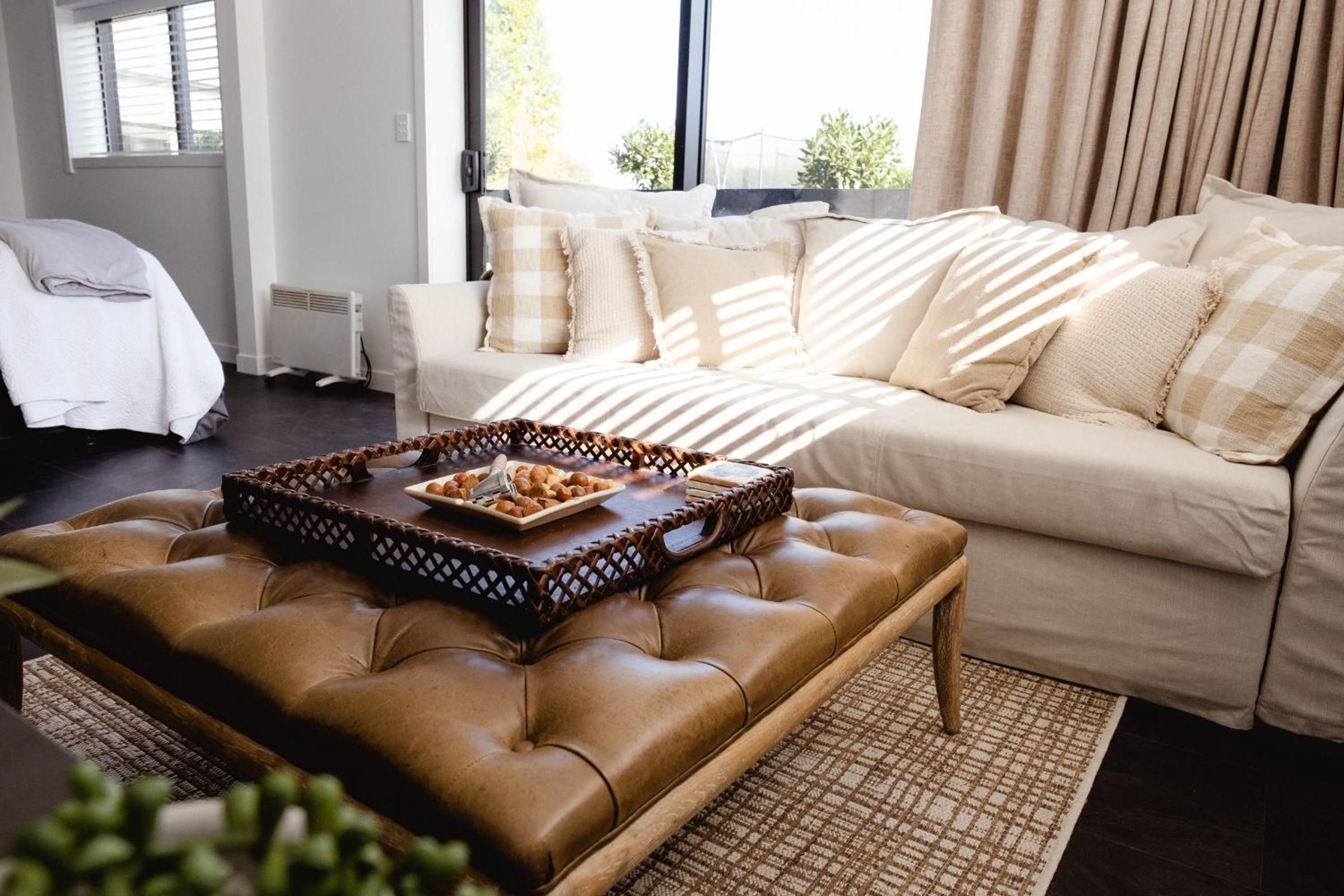 King Studio with Sofa Bed