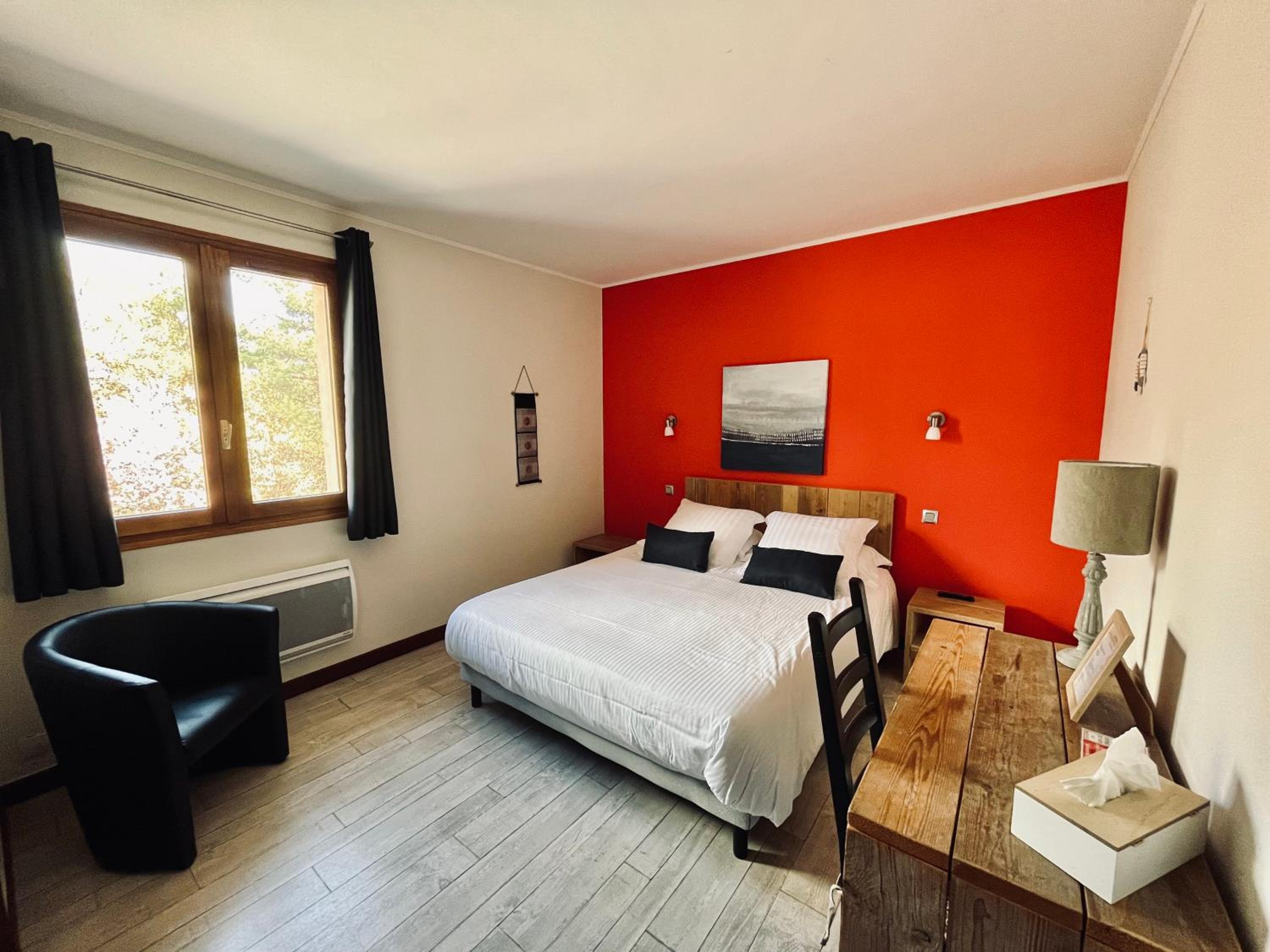 Standard Queen Room photo 1