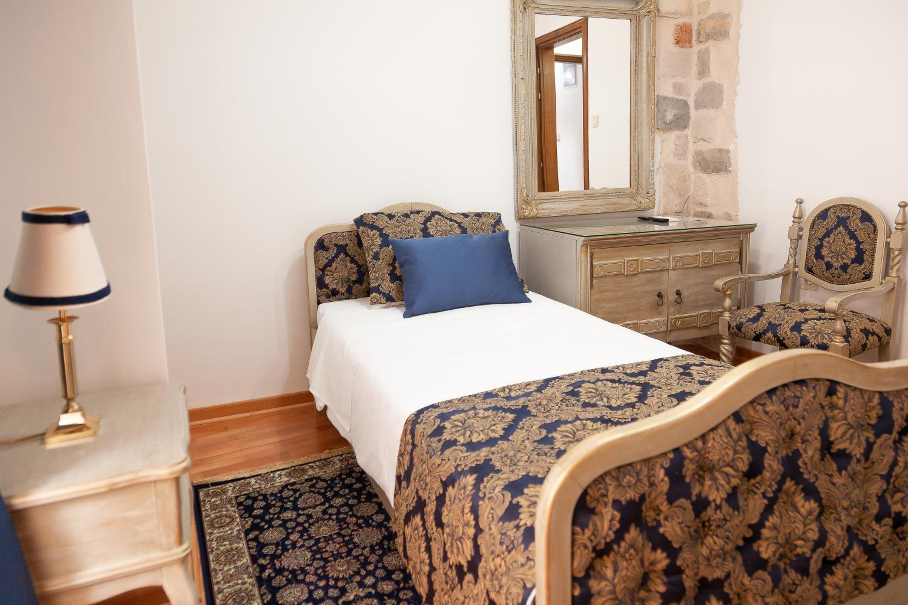 Deluxe Single Room photo 2