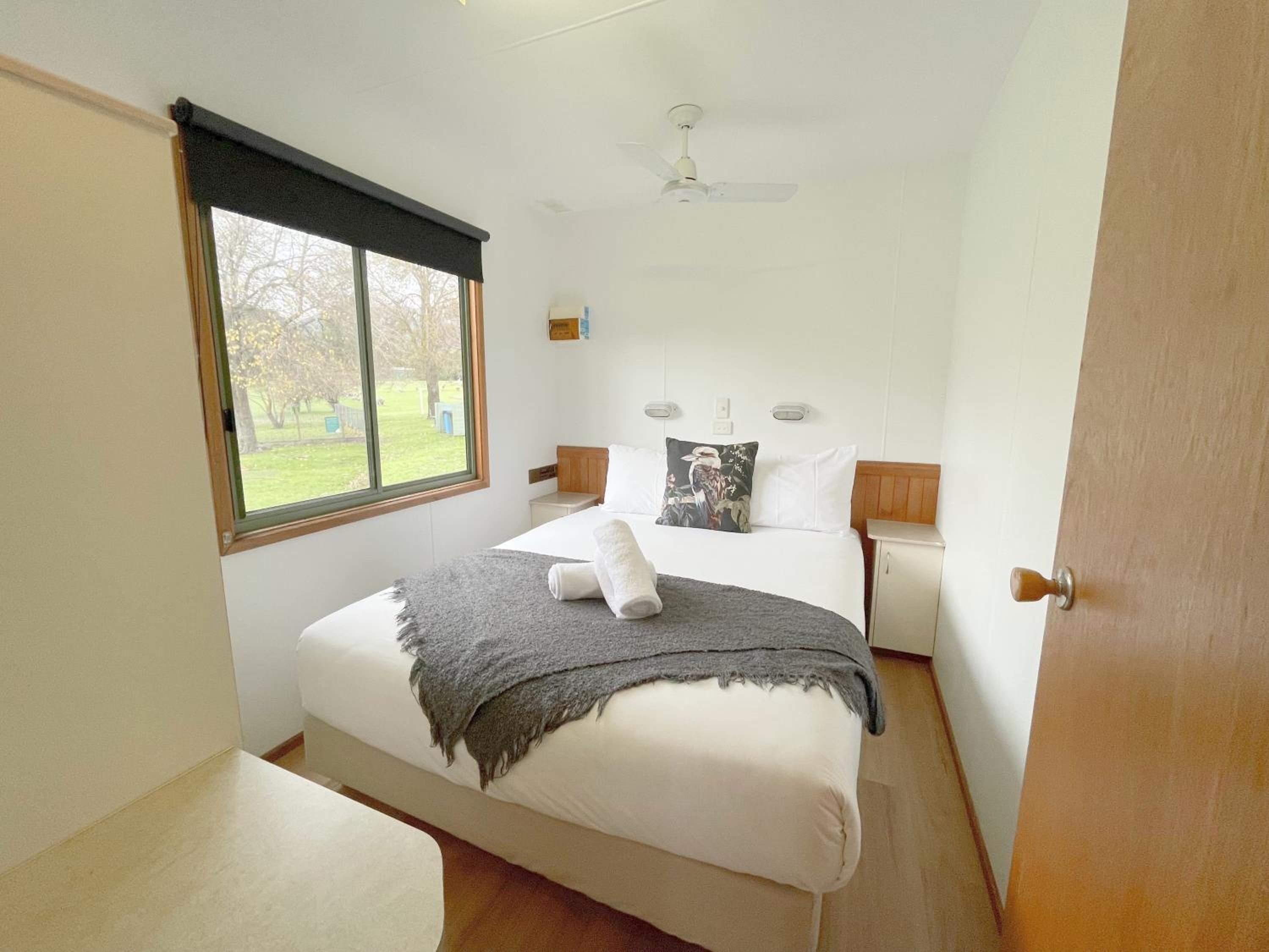 Twin Deluxe Cabin (5 Guests) photo 1