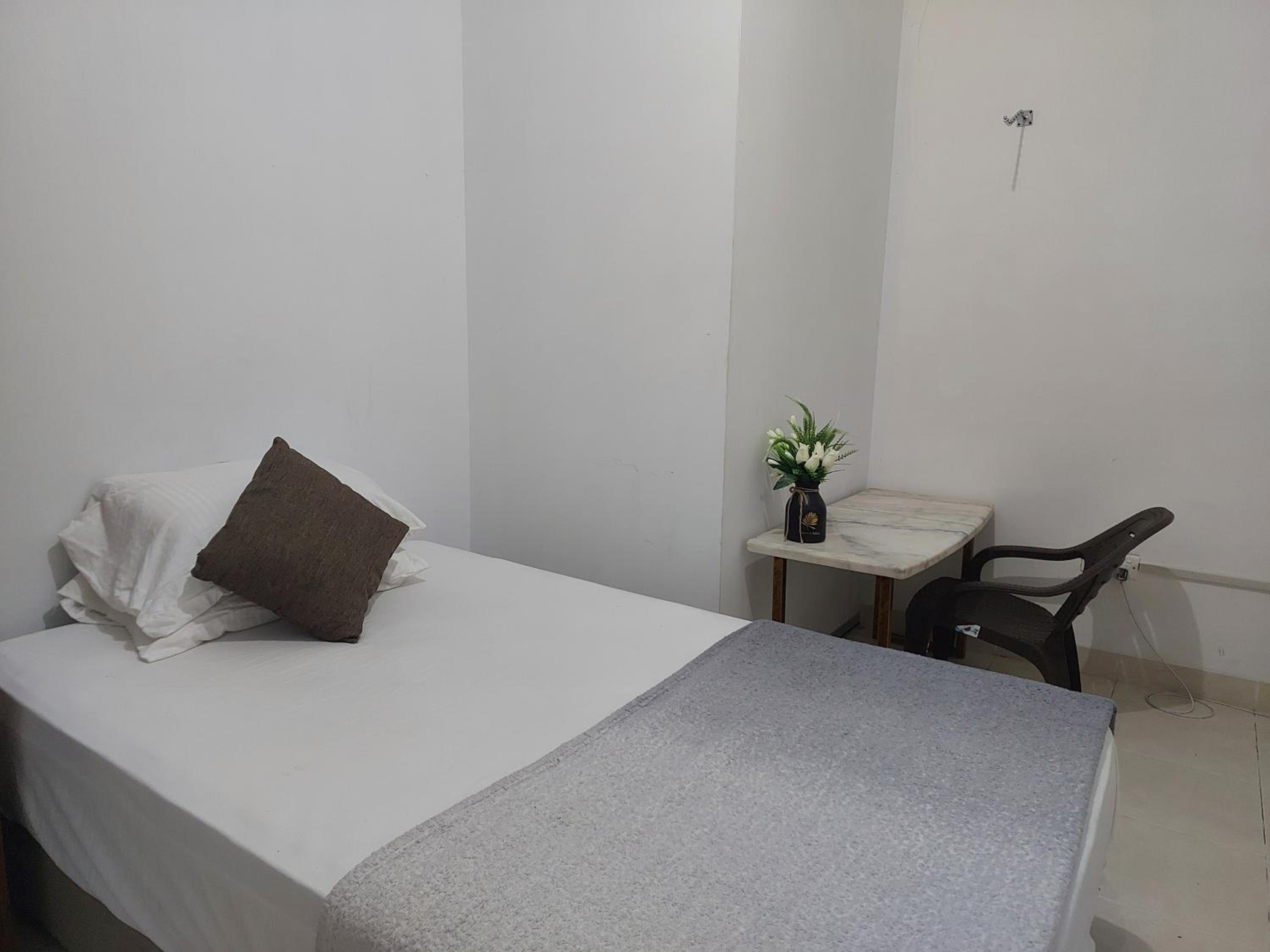 Deluxe Single Room photo 3