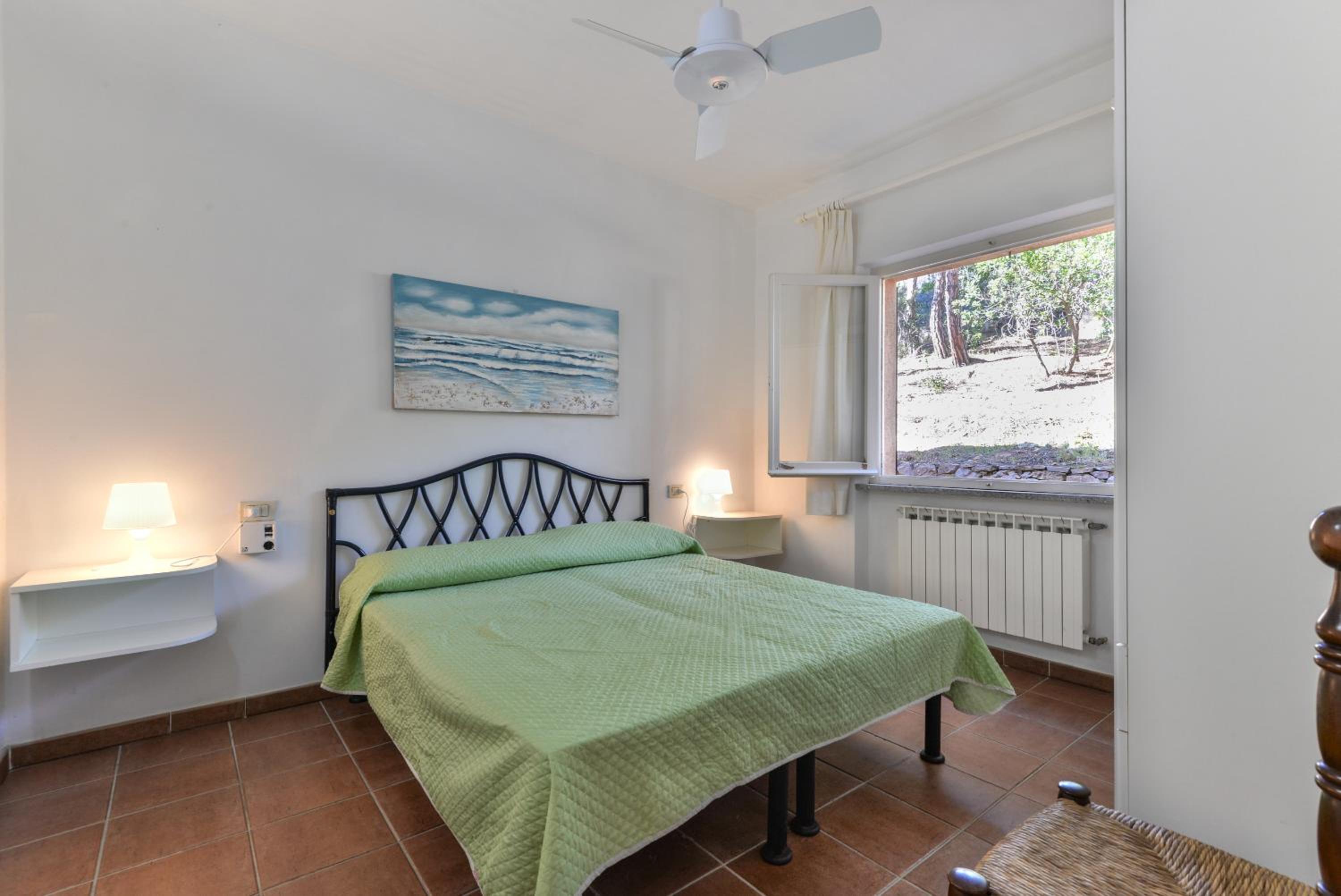 Apartment with Shower